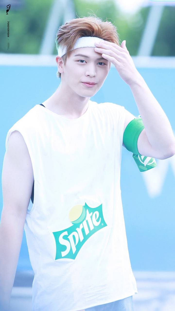 720x1280 Yook Sungjae wallpaper