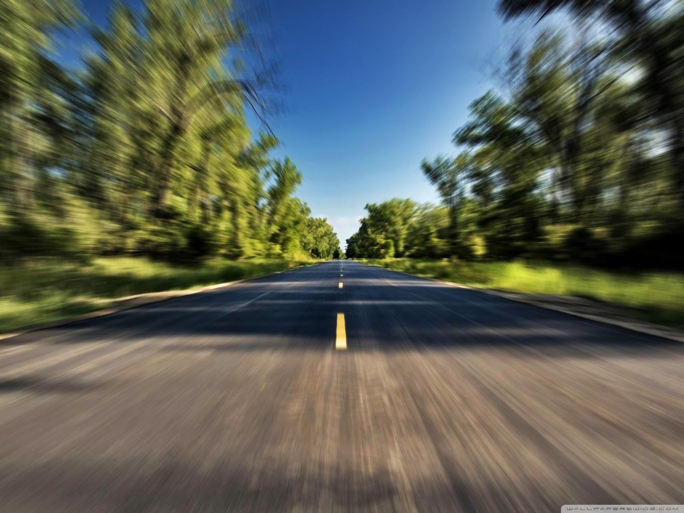 1400x1050 High Speed On The Road Ultra HD Desktop Background Wallpaper for 4K UHD TV : Widescreen & UltraWide Desktop & Laptop