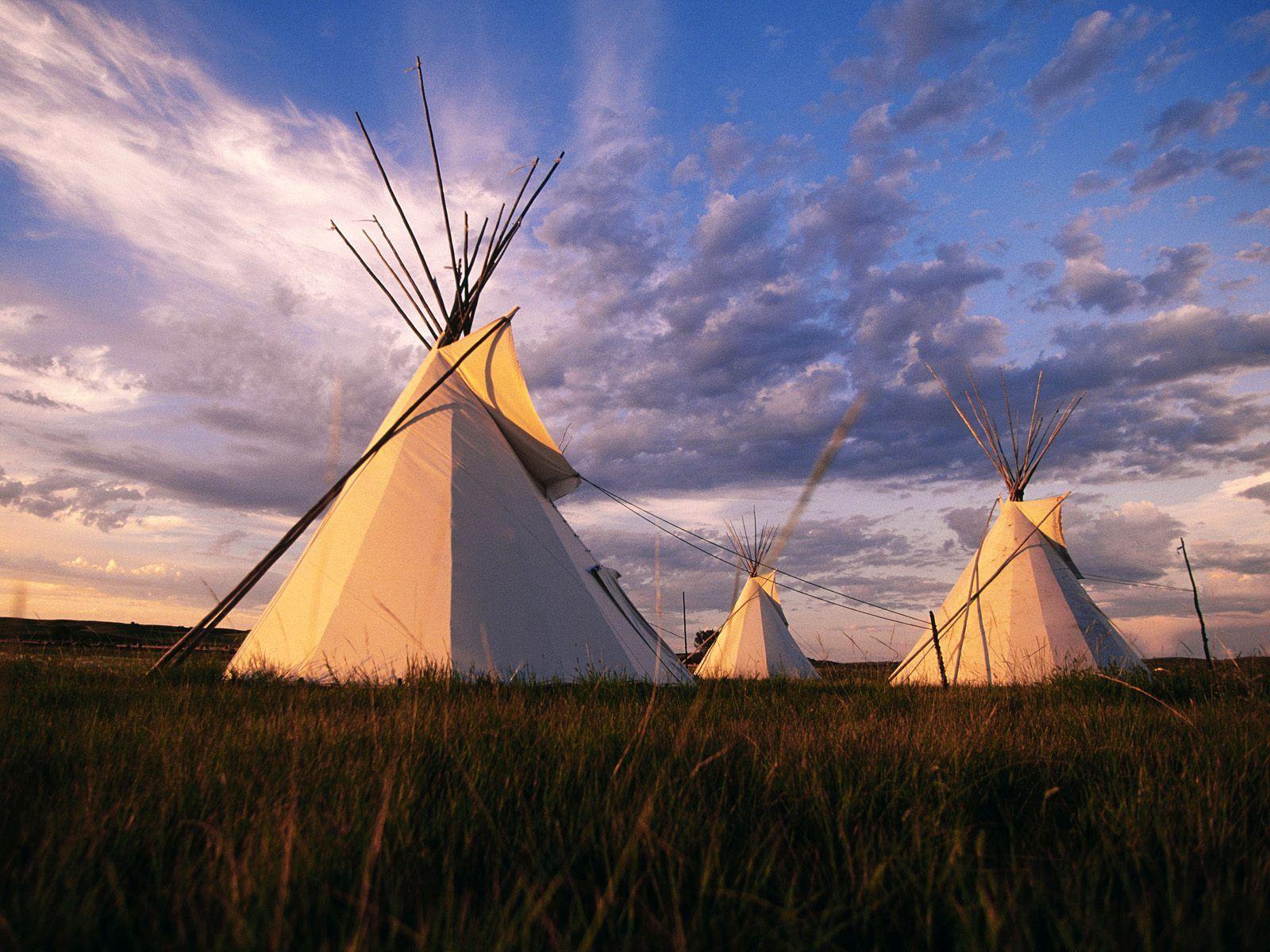 1600x1200 Sioux Teepee At Sunset South Dakota Travel Geographic Wallpaper