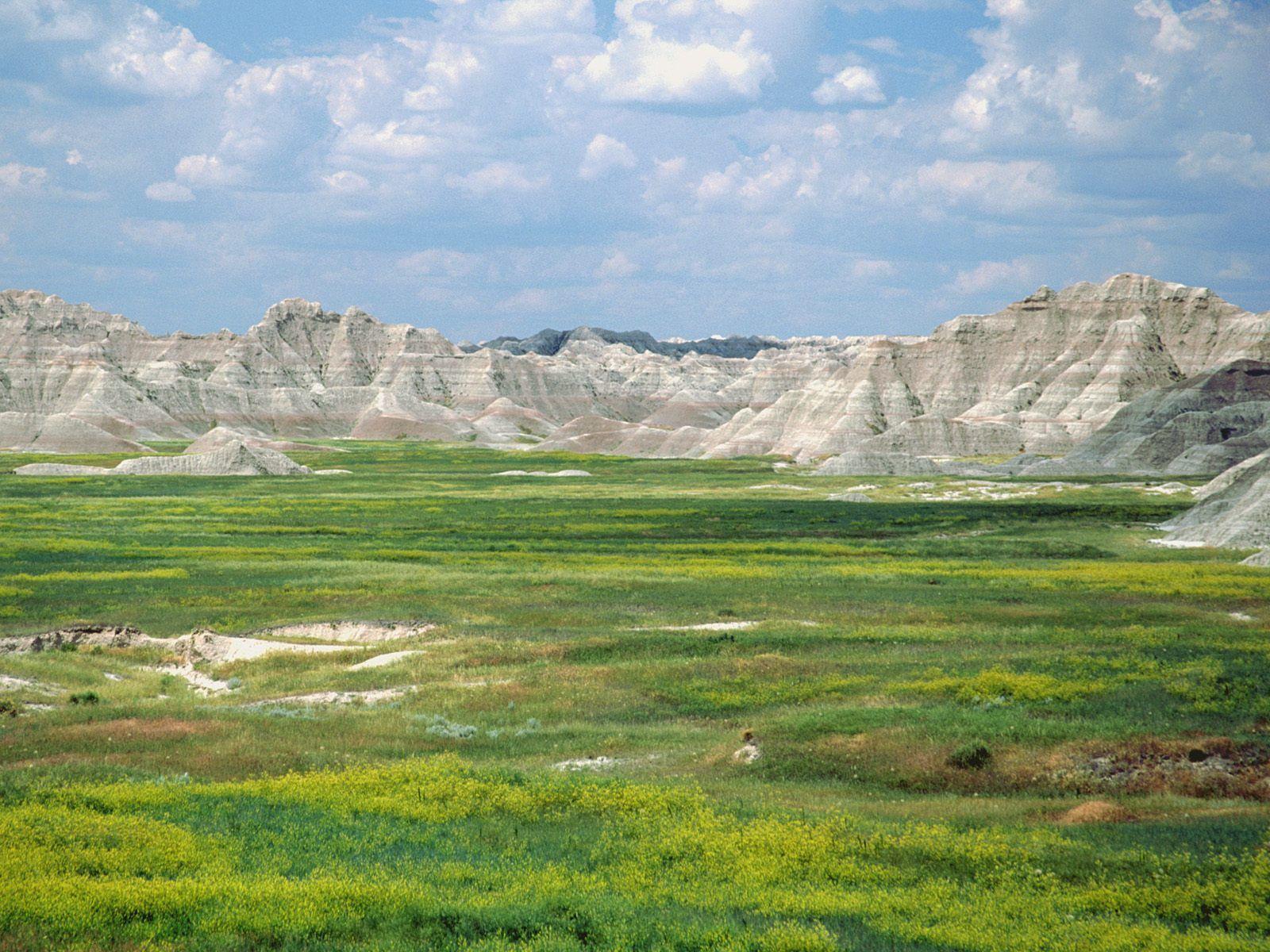 1600x1200 Badlands National Park, South Dakota