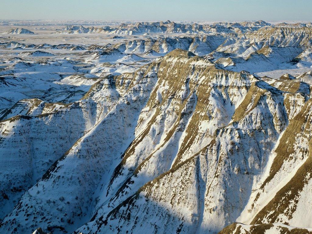 1024x768 Badlands National Park in Winter, South Dakota < Nature < Life < Desktop Wallpaper