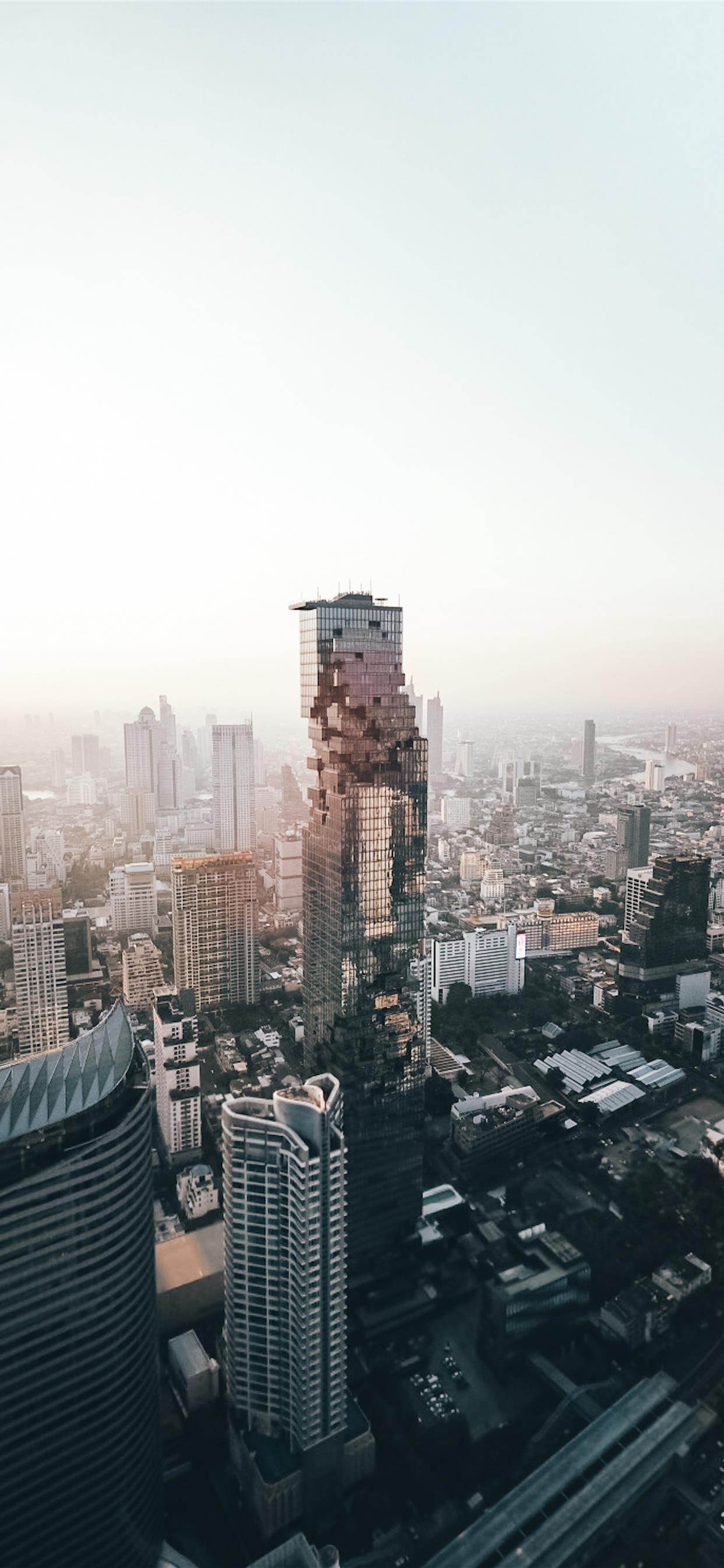 640x1385 Pixel In Bangkok Bangkok Thailand iPhone X Wallpaper Wallpaper South East Asia HD Wallpaper