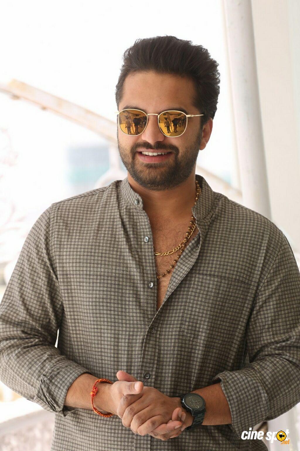 1024x1536 Vishwaksen Naidu Wallpaper