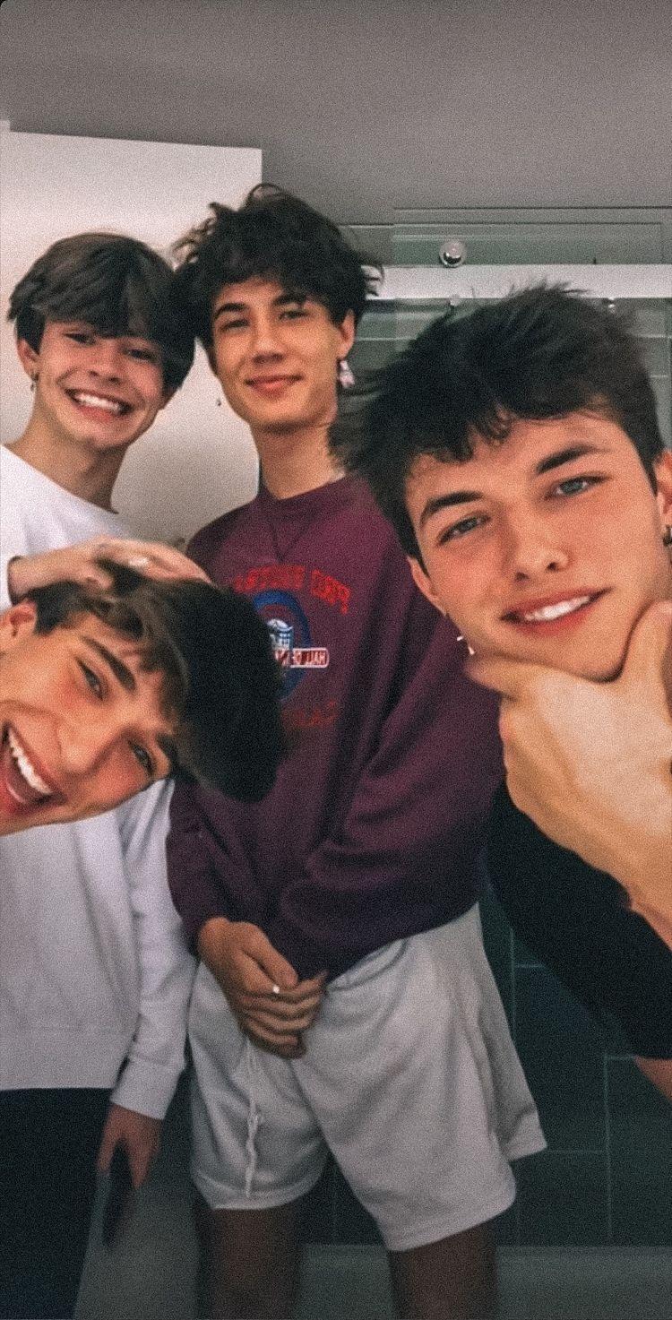 750x1473 American boys. Cute white boys, Cute teenage boys, Boys