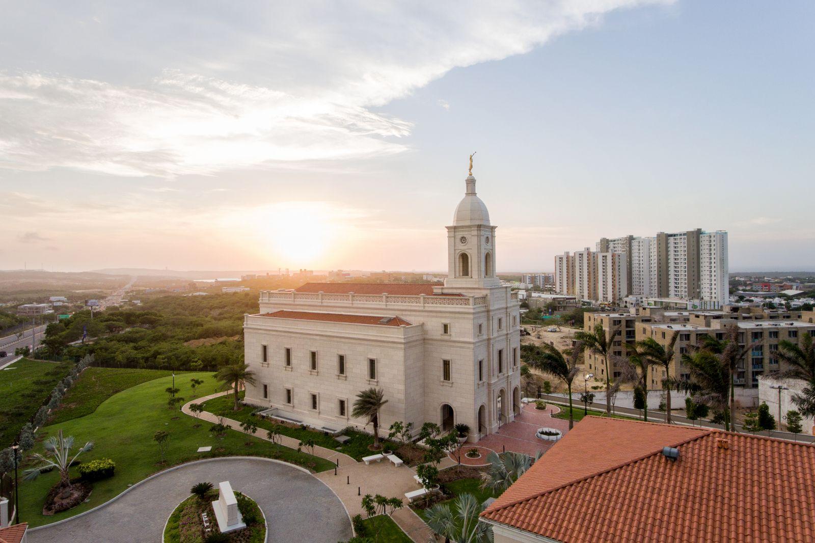 1600x1066 Barranquilla Colombia Temple