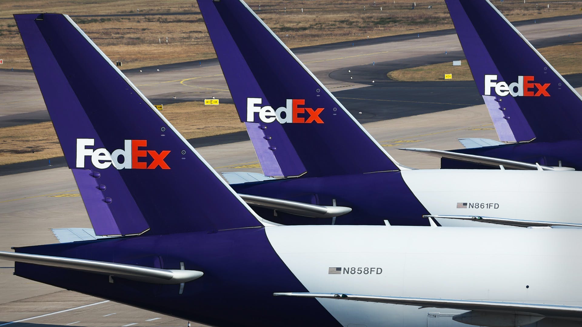 Fedex Wallpapers - Top Free Fedex Backgrounds - WallpaperAccess