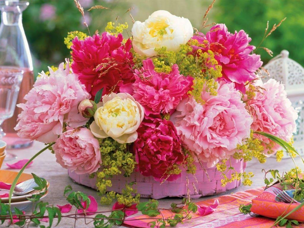 1024x768 Flower Basket. Beautiful bouquet of flowers, Beautiful flowers wallpaper, Beautiful flowers