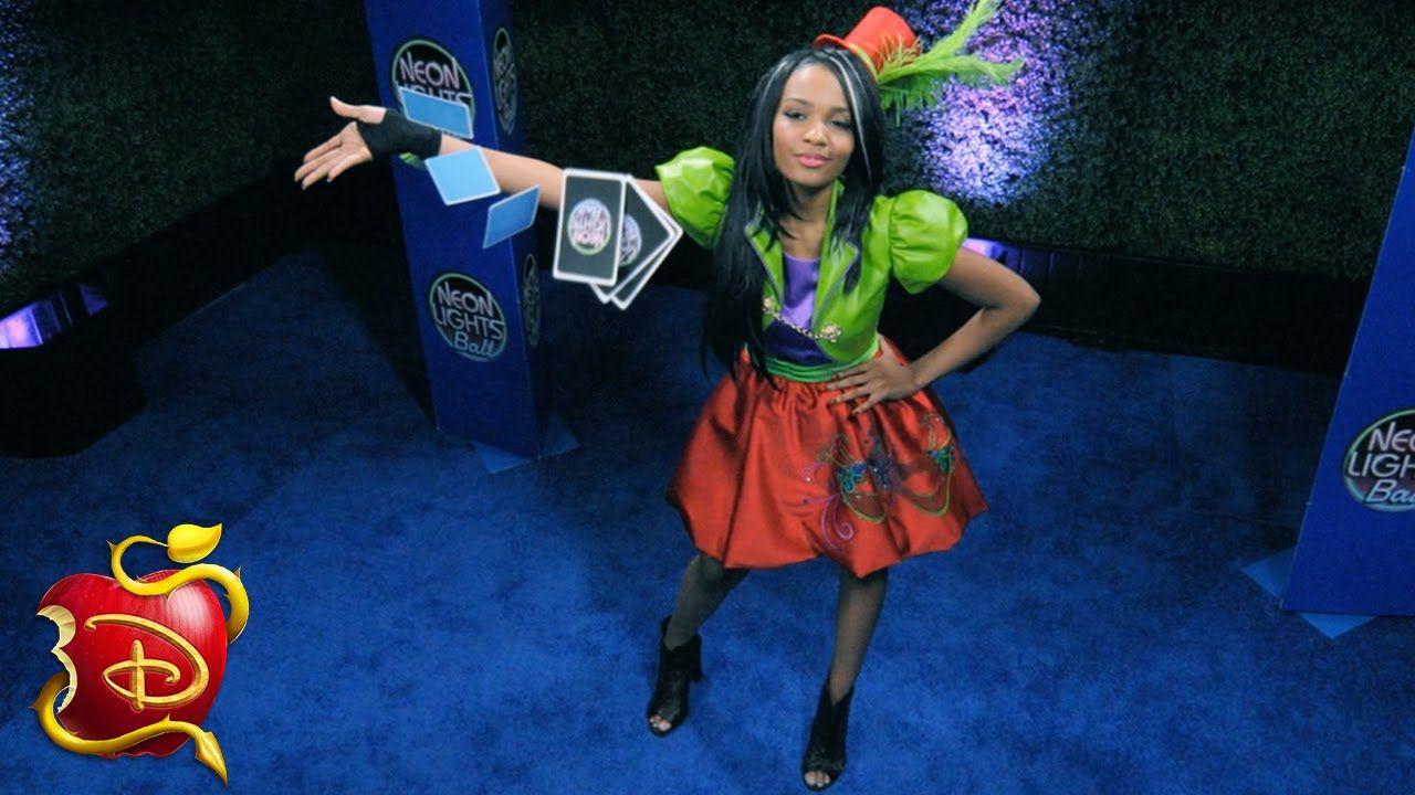 1280x720 Descendants: Wicked World (2015-)