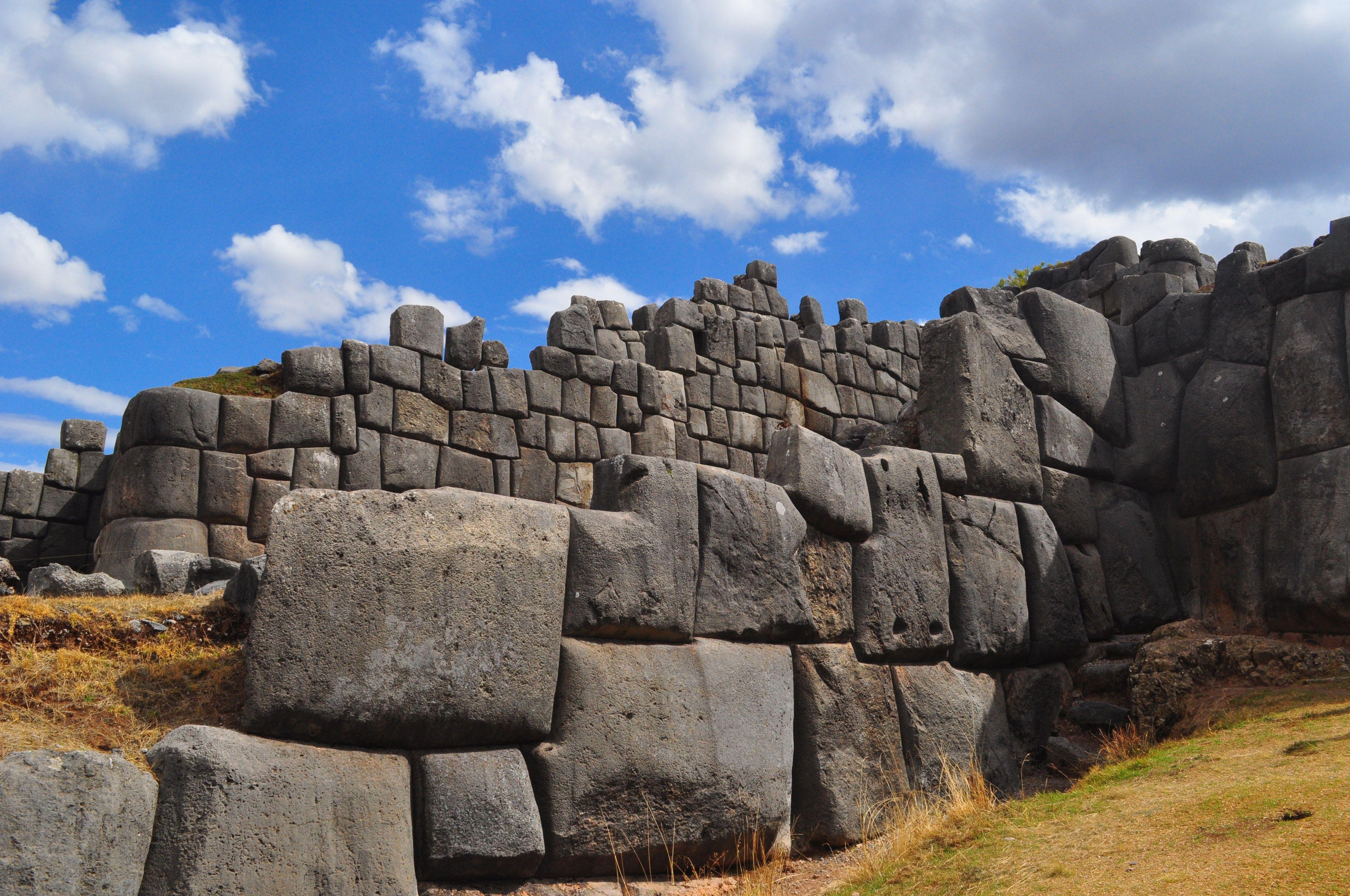 4288x2848 Cusco Wallpaper
