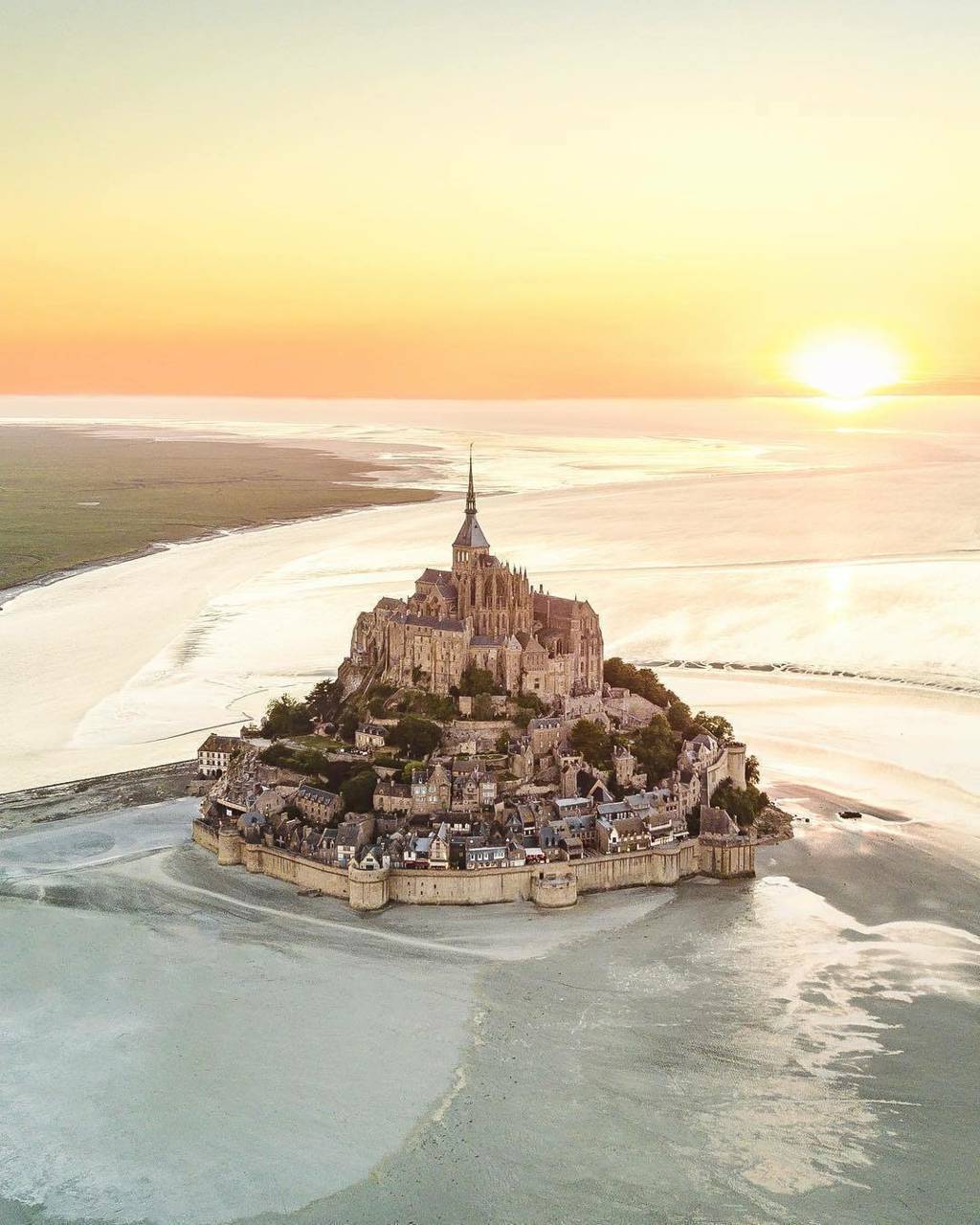Mont-Saint-Michel Wallpapers - Top Free Mont-Saint-Michel Backgrounds