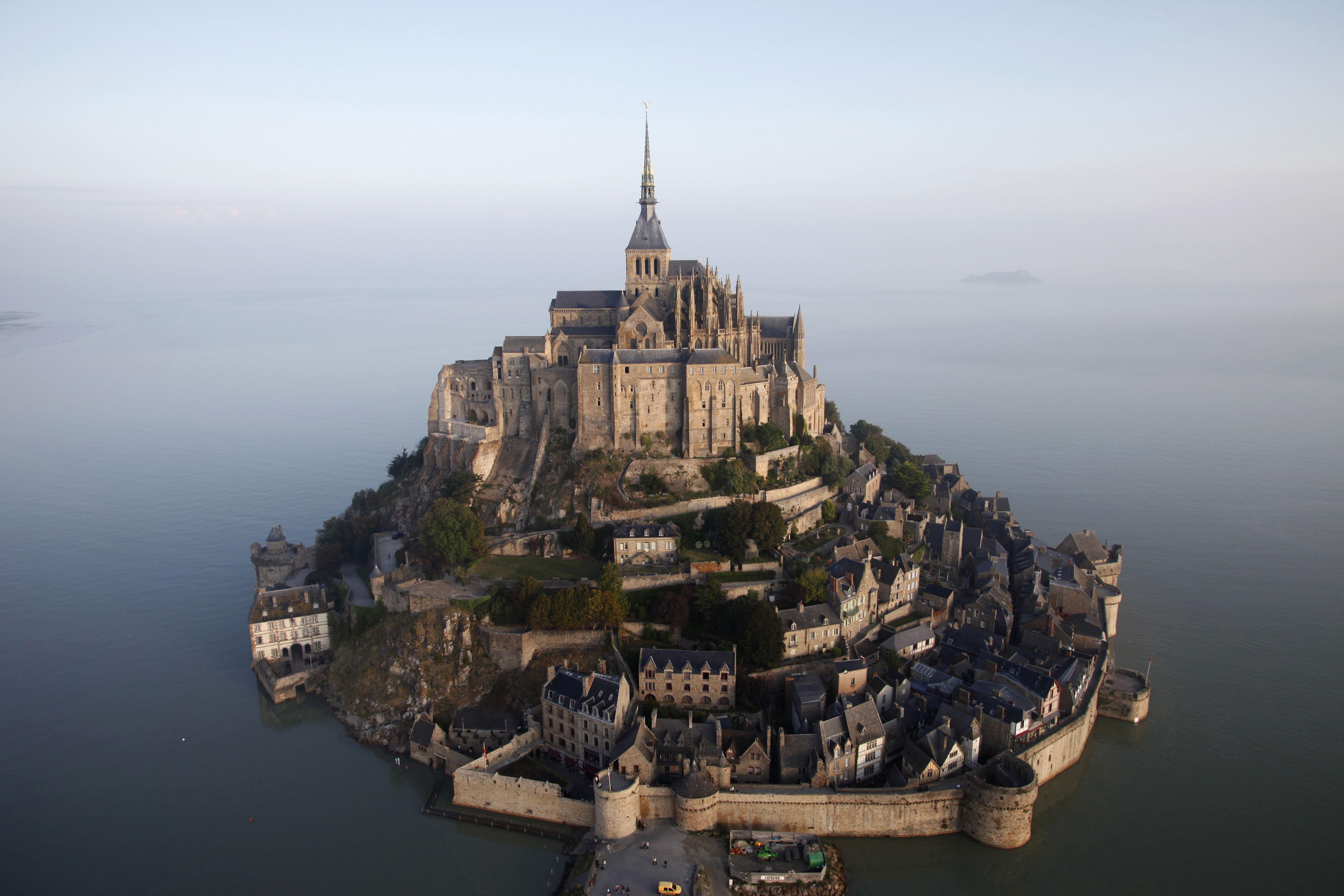 5616x3744 5616x3744px 6423.9 KB Mont St Michel