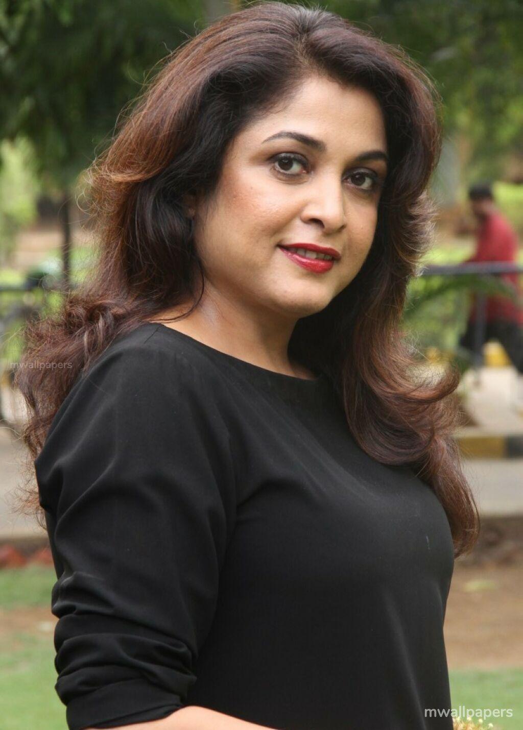 1024x1430 Ramya Krishnan Beautiful HD Photohoot Stills (1080p) (1024x1430) (2020)