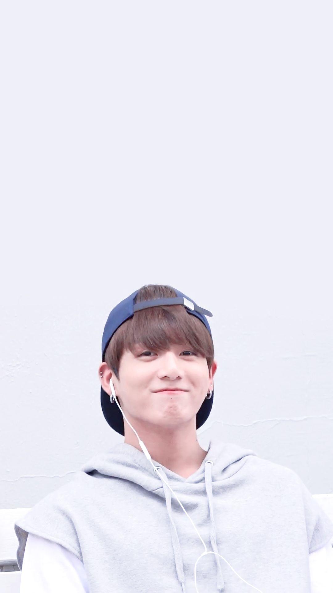 1080x1920 Kookie Oppa wallpaper << where's your Id? Because he's checking. 연예인, 방탄소년단 잠금화면, 남편