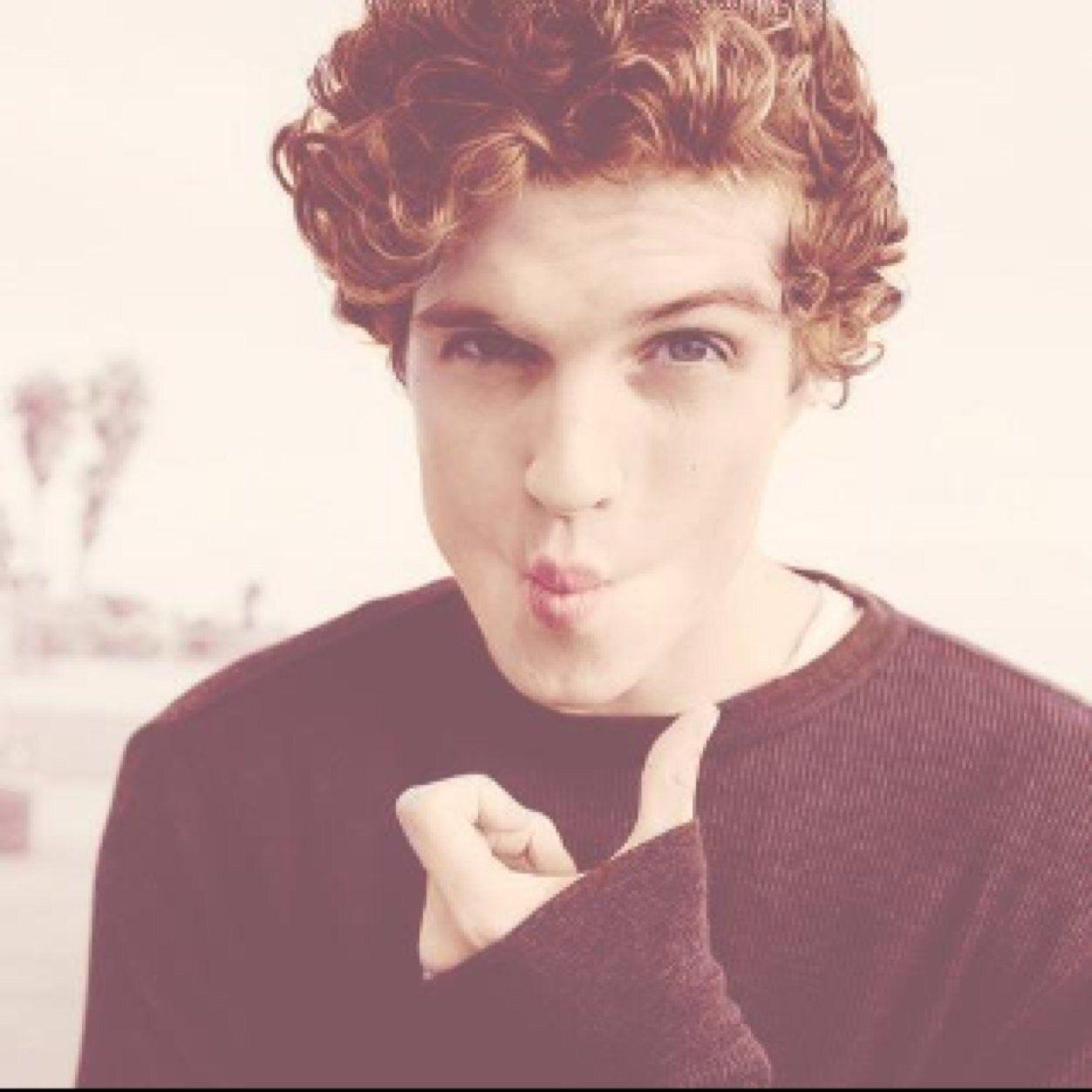 1252x1252 My Life On Photo: Twitter Packs With Isaac Lahey Daniel Sharman!