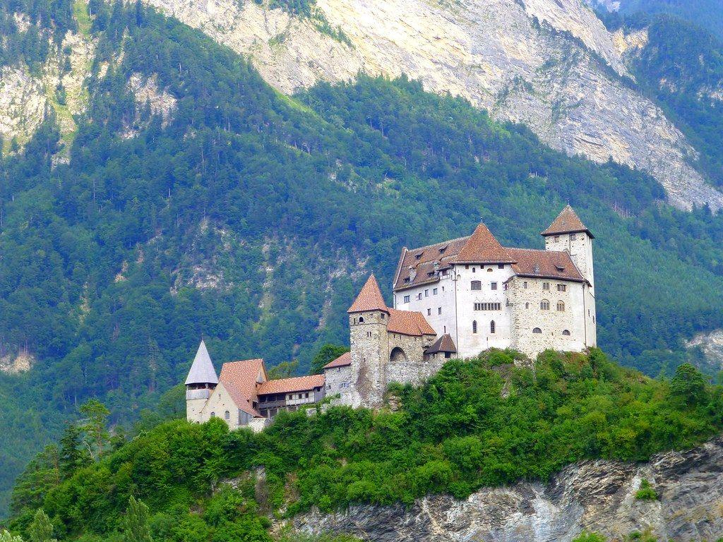 1024x768 Burg Gutenberg (Gutenberg castle), Balzers, Liechtenstein