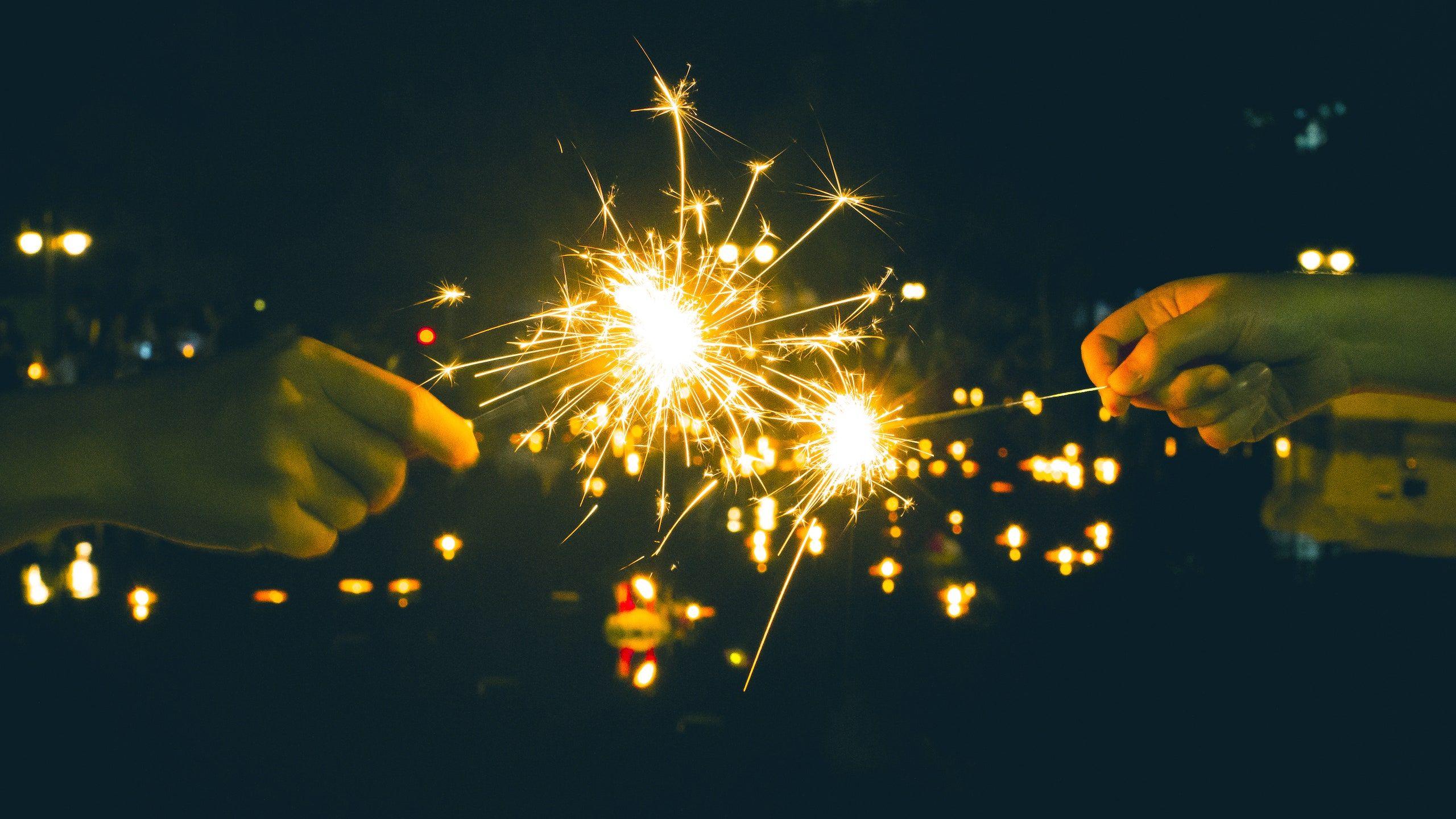 2560x1440 What's a Twin Flame? How to Know If You've Found Yours