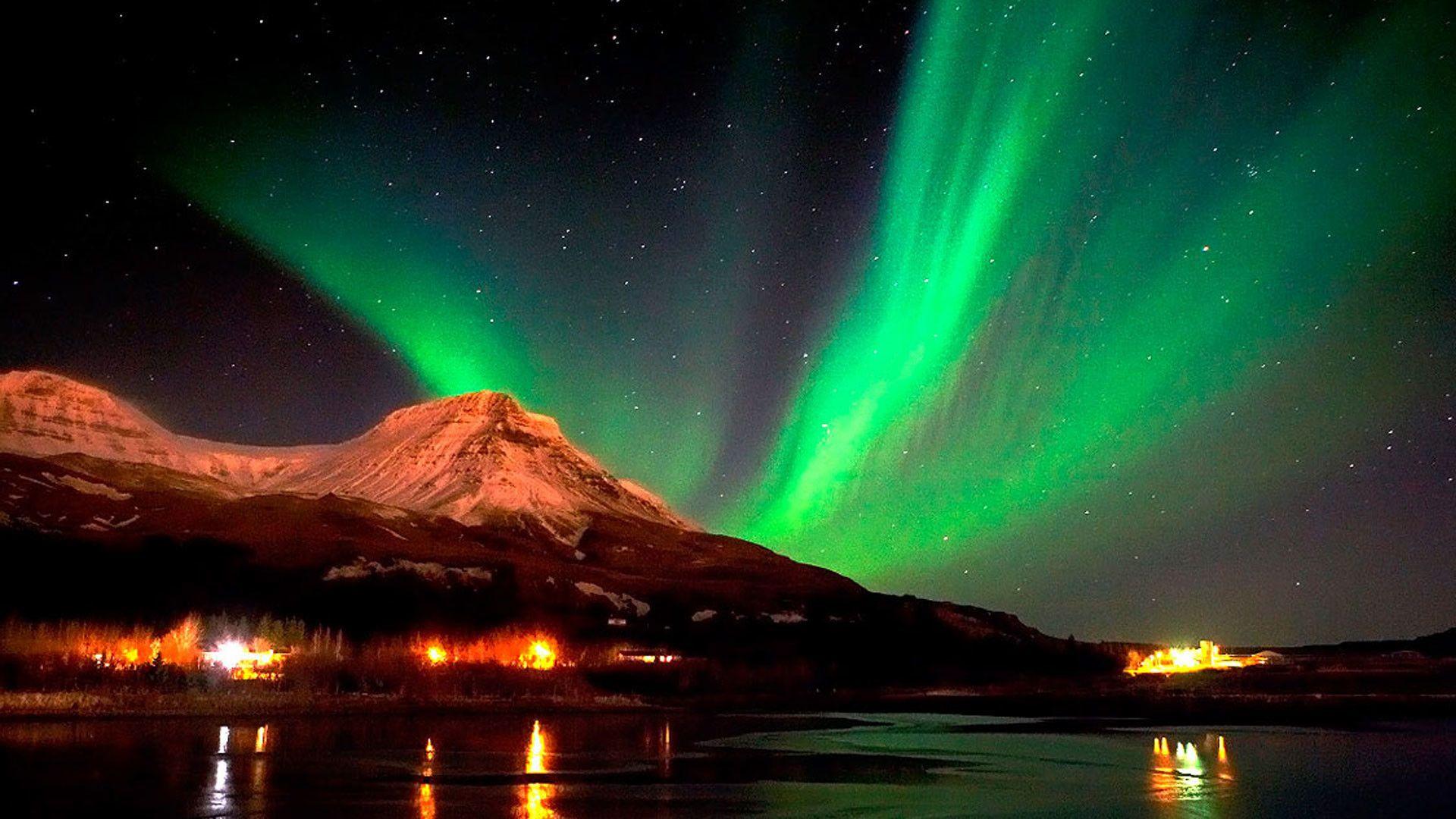 1920x1080 Northern Lights Background