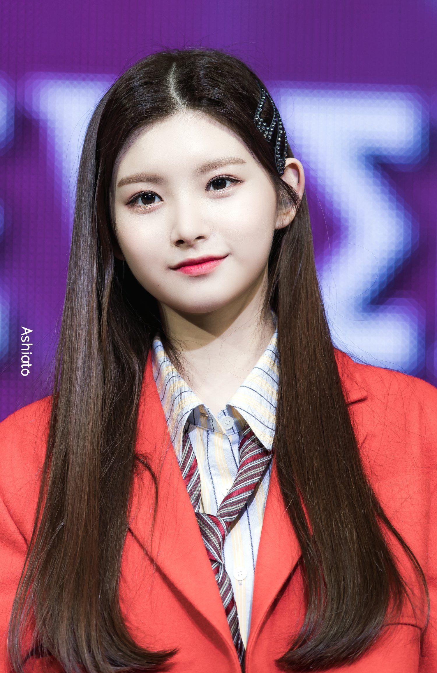 1500x2306 Wang Yiren