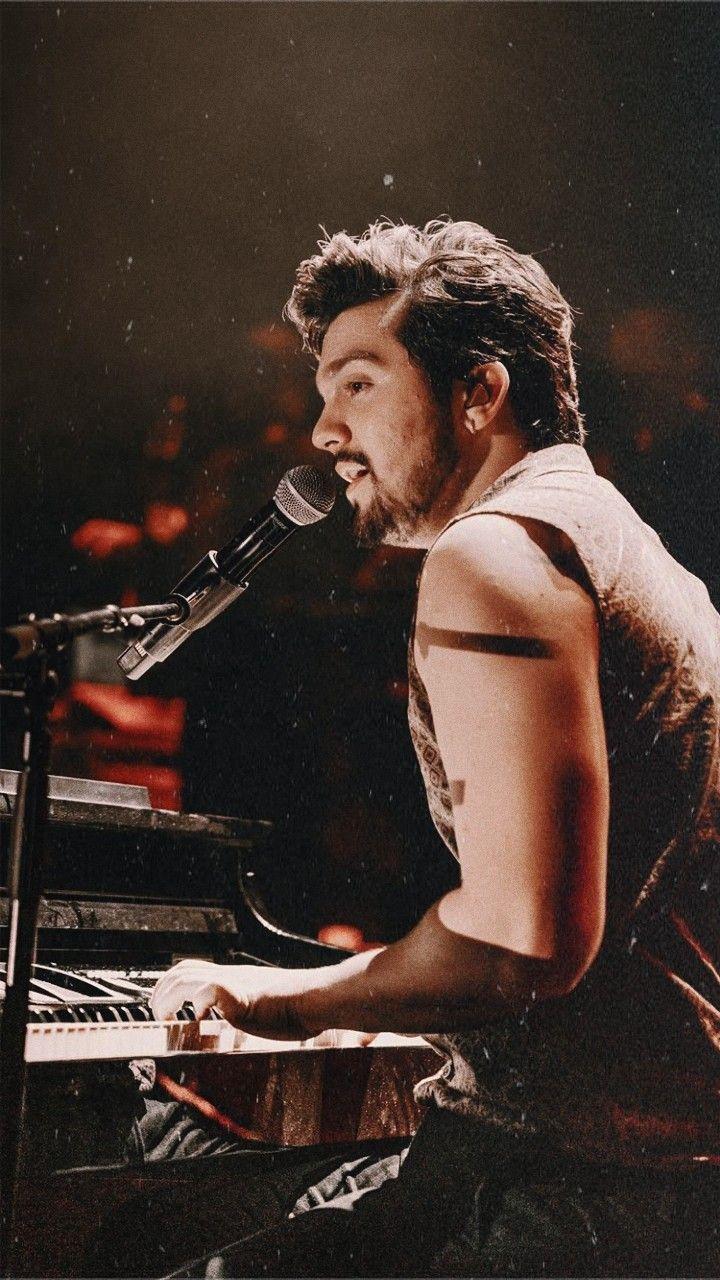 720x1280 Wallpaper Luan Santana. Santana, Cantores