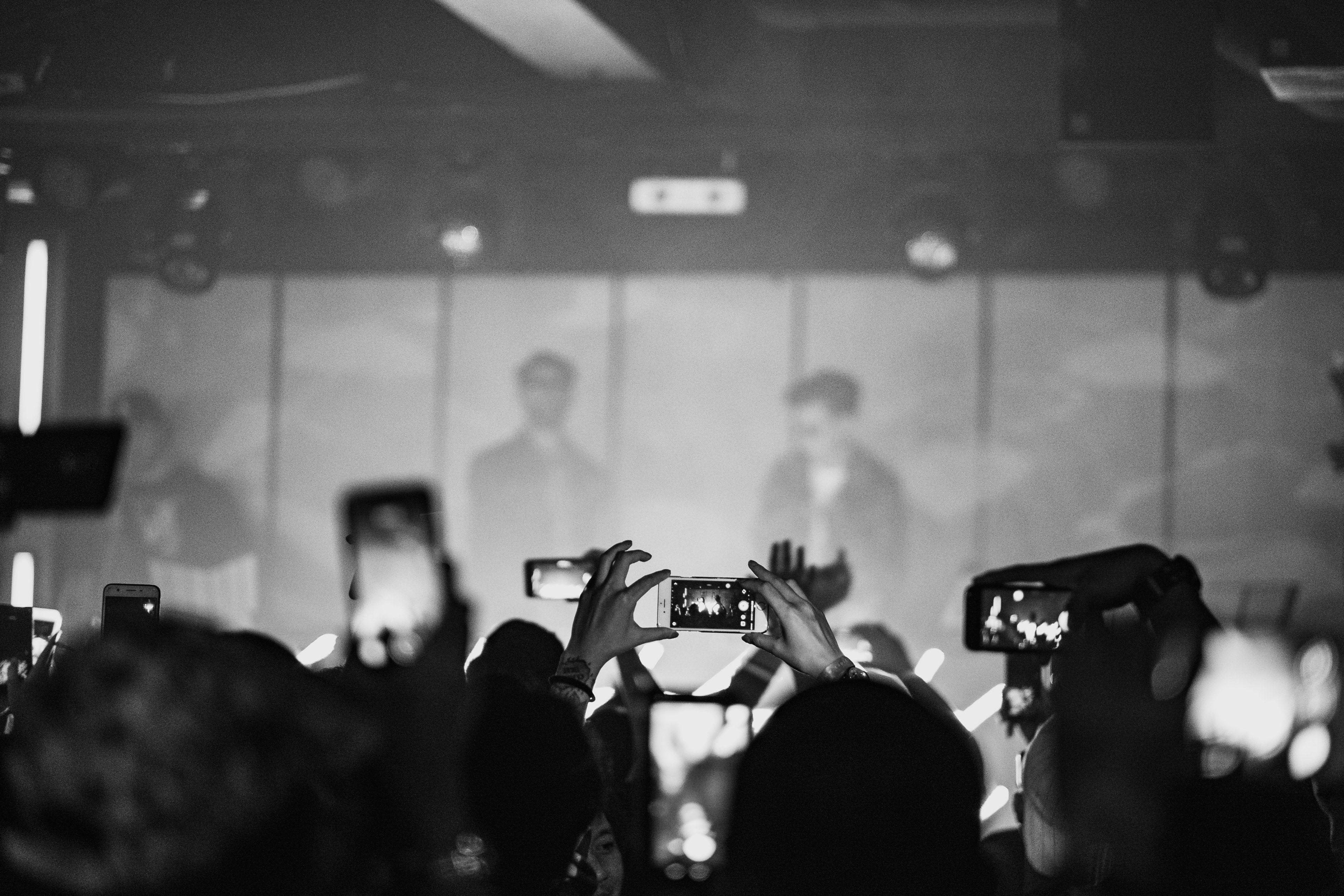3840x2560 Wallpaper / yellow claw live in medan 4k wallpaper