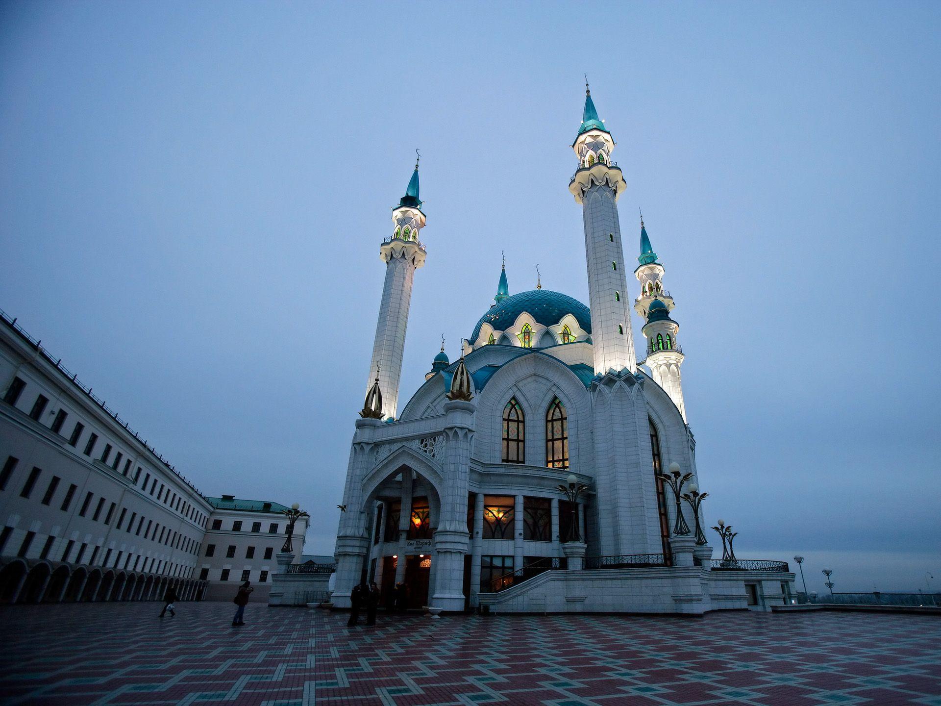 Мечеть м. Город Казань, мечеть медресе.. Чёрная мечеть (Астрахань). Казанская мечеть на фоне неба панорама. Мечеть повелителя моря.