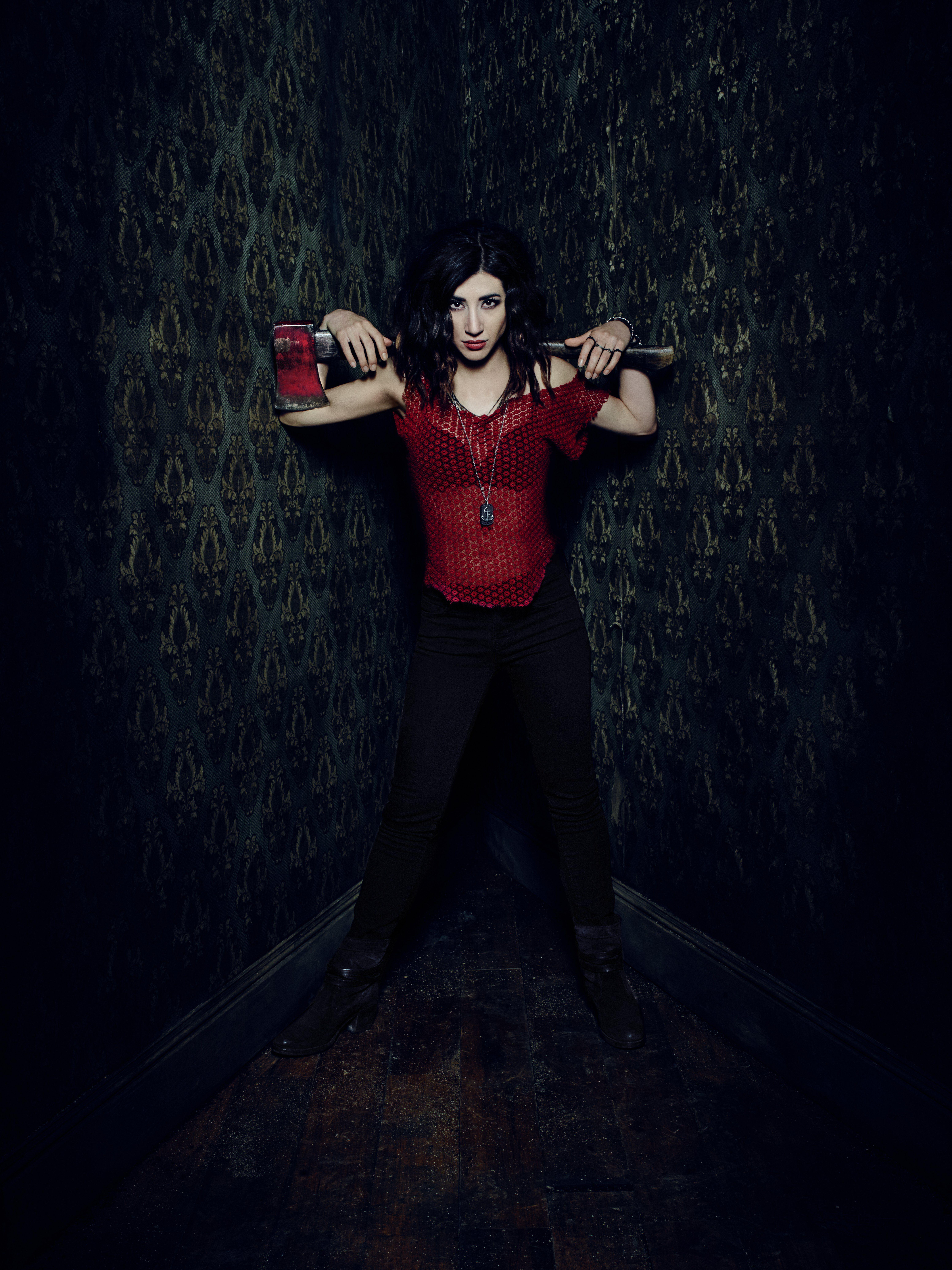 6208x8280 Ash vs. Evil Dead S1 Dana DeLorenzo as Kelly Maxwell. Ash evil dead, Horror characters, Horror lovers