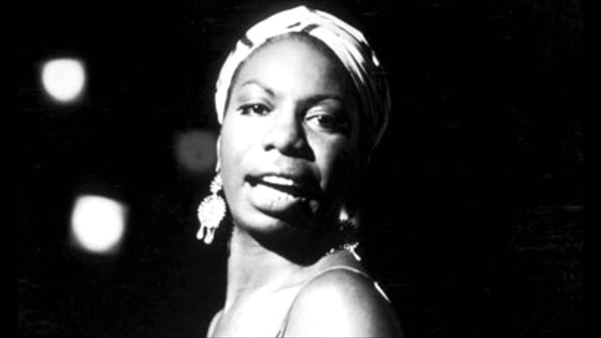 Nina simone feeling. Нина Симон feeling good. Эстрадная негритянская певица. Малоизвестные темнокожие певицы 70-х годов. Нина Симон в детстве.