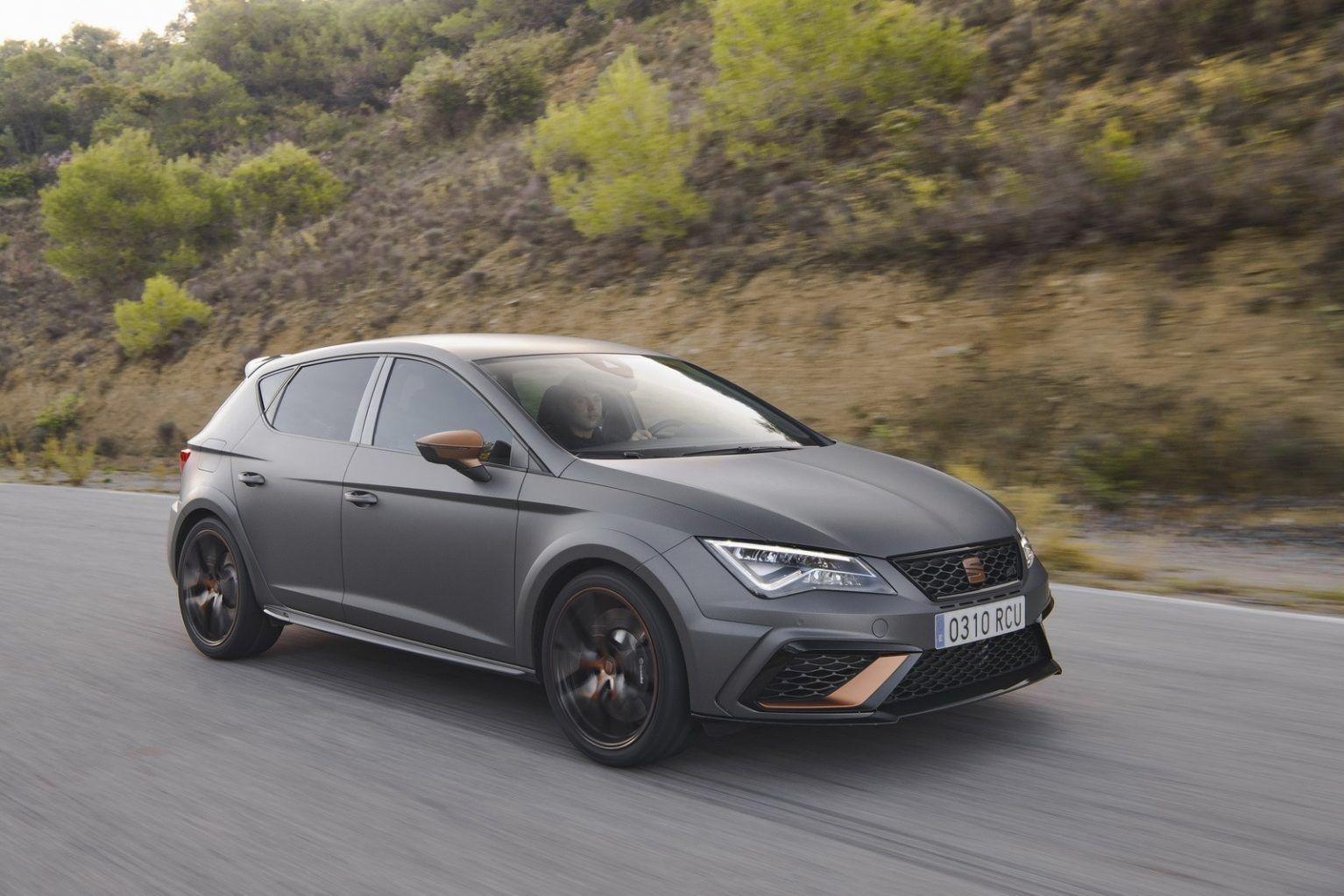 1534x1023 Seat Leon 2019 Wallpaper