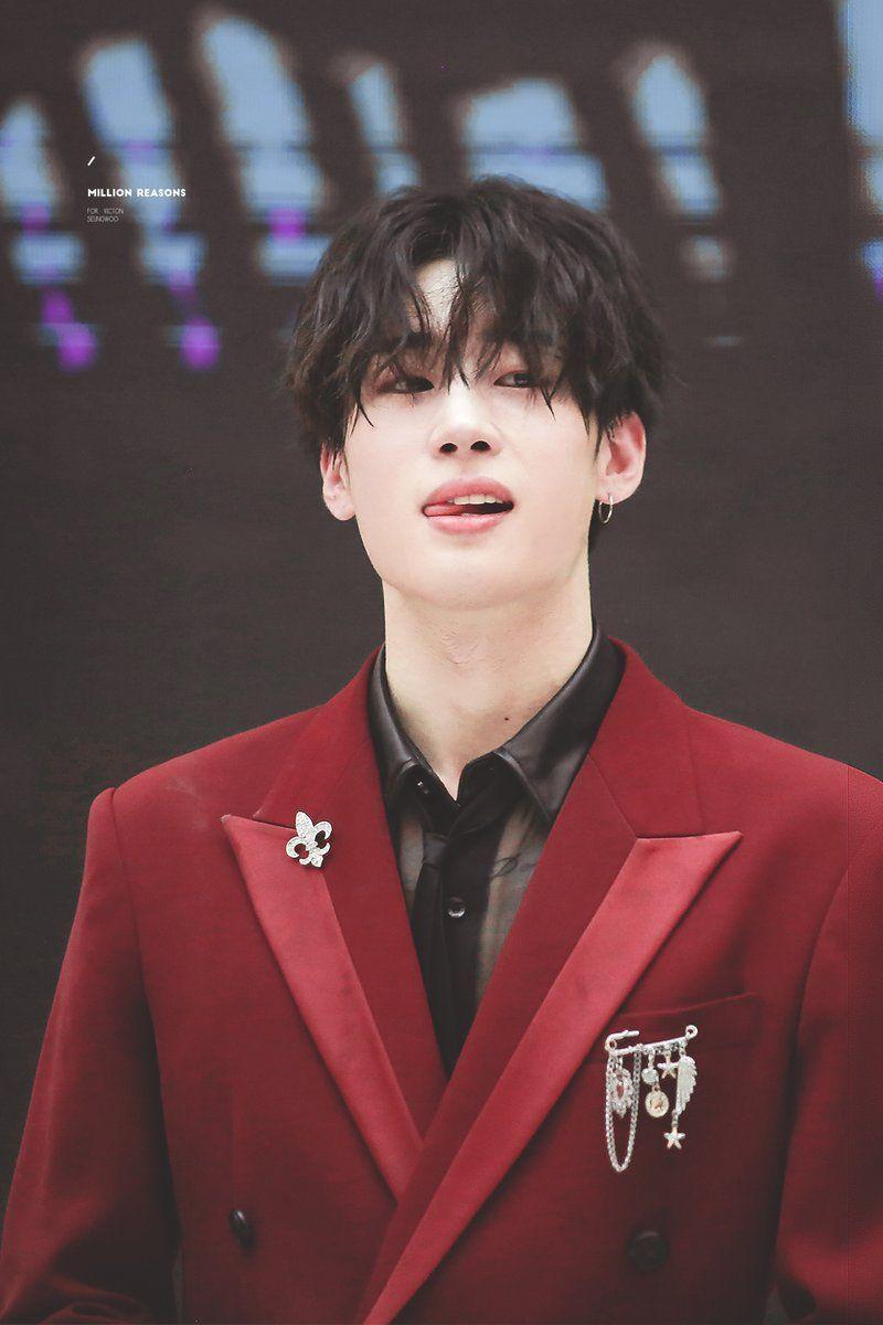 800x1200 Han Seungwoo Wallpaper