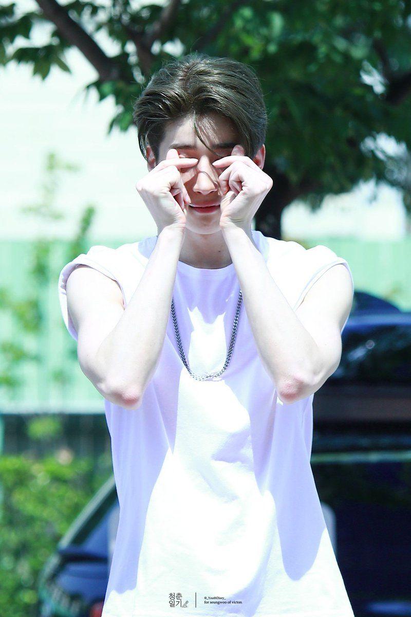 800x1200 image about Han Seung Woo 한승우. See more about victon, seungwoo and kpop