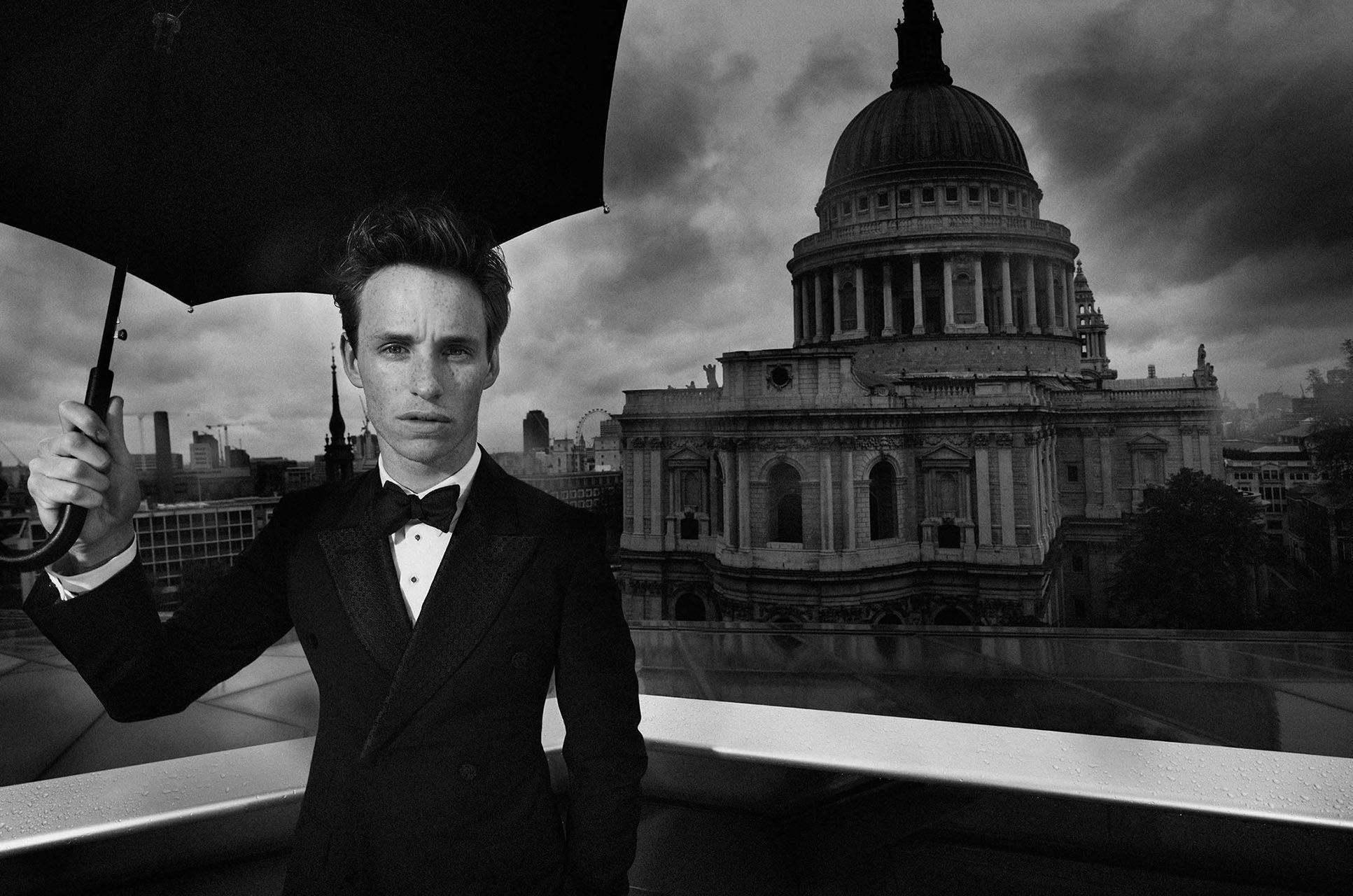 1933x1280 Eddie Redmayne Wallpaper. Eddie redmayne, Eddie redmayne fantastic beasts, Celebrities male