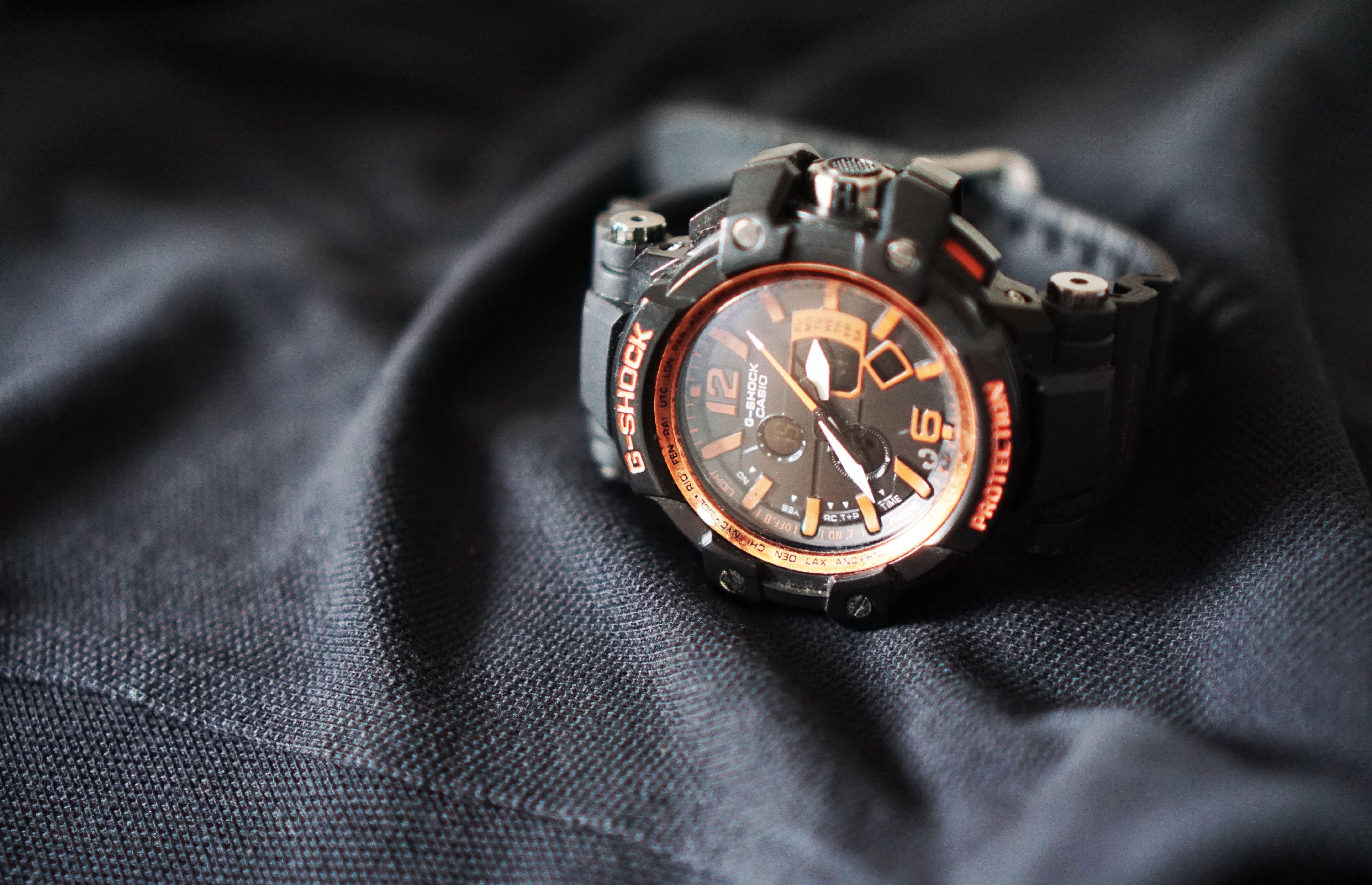 5748x3707 Casio G Shock Black Leather Strap Round Bezel Chronograph Watch · Free