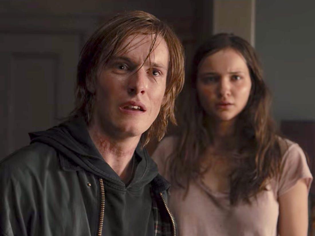 1100x825 Dark Netflix Wallpaper Jonas And Martha