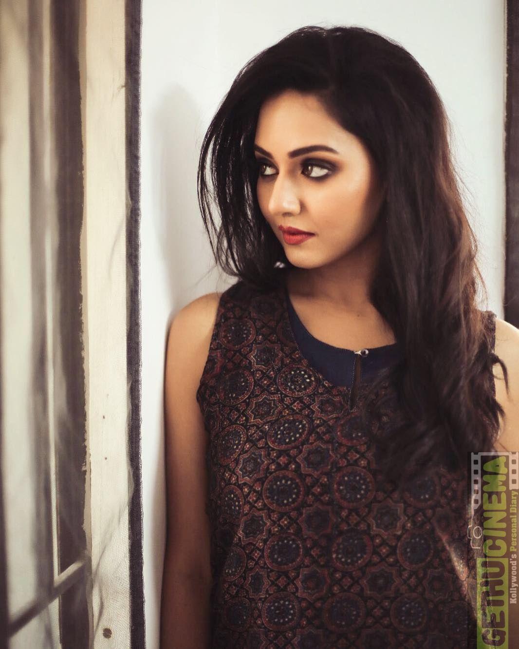1066x1332 Kalari, Thadam Actress Vidya Pradeep 2018 HD Gallery Cinema. Most beautiful indian actress, Beautiful indian actress, Desi beauty