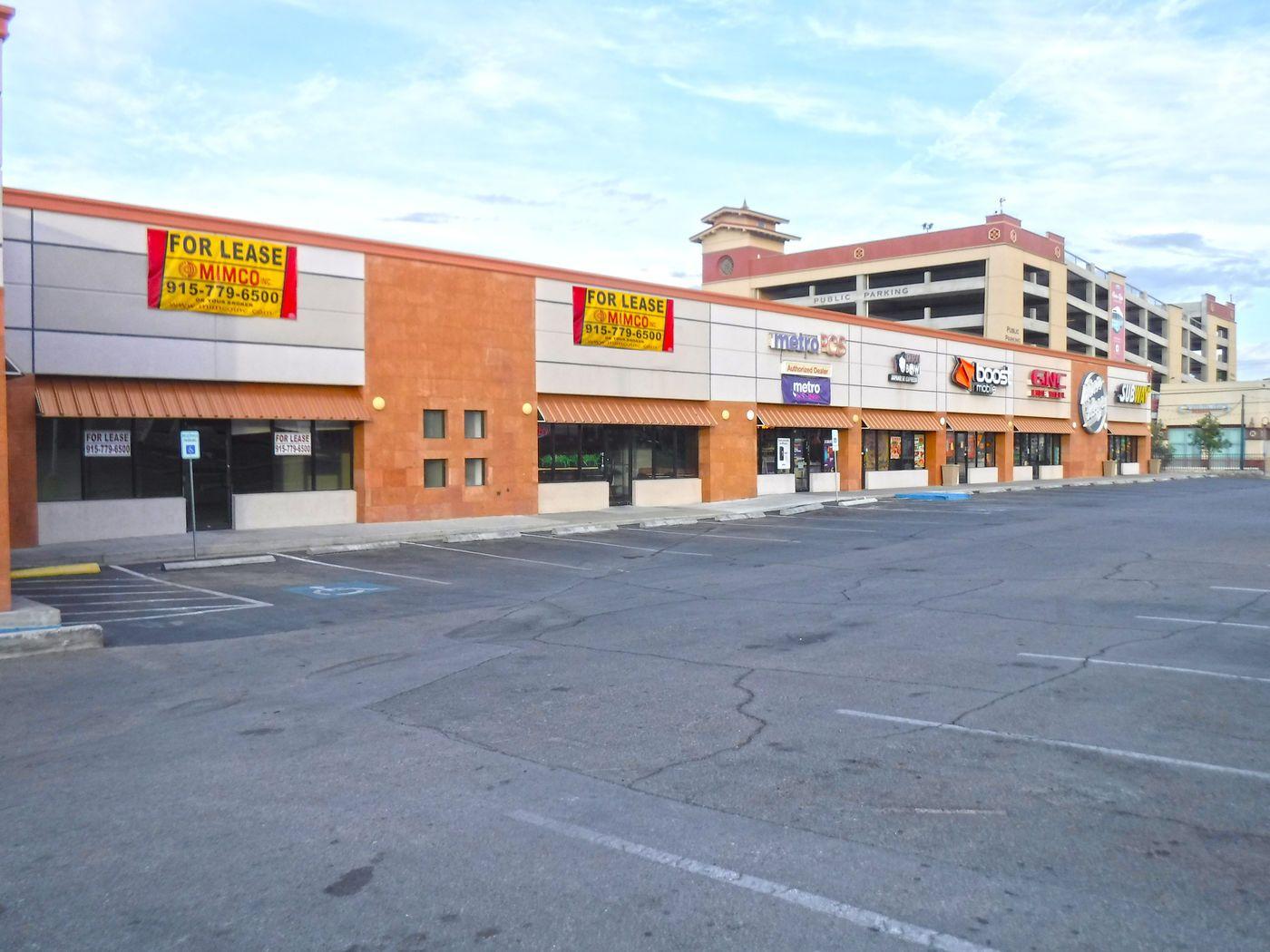 1400x1050 Miner Plaza. El Paso, Texas Commercial Real Estate