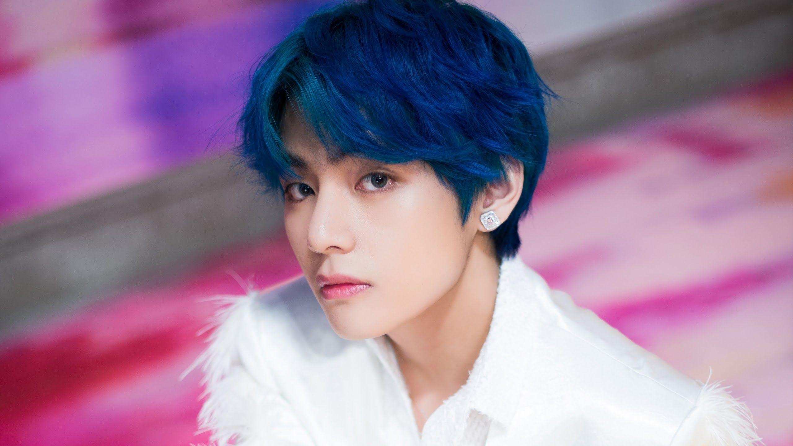 Kim Taehyung Blue Hair Aesthetic Wallpaper - wide 9
