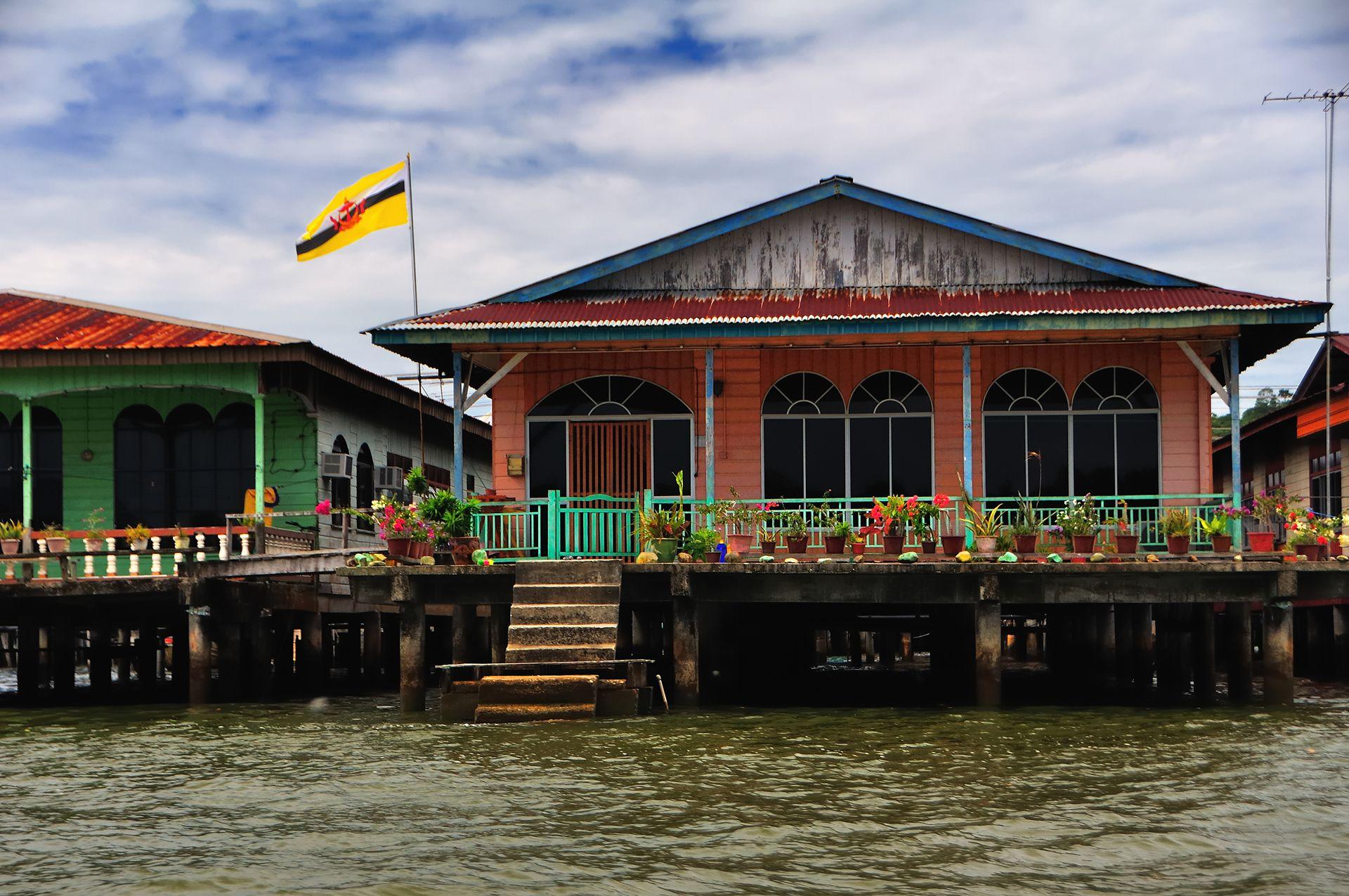 1920x1275 hd windows wallpaper: brunei beach house wallpaper