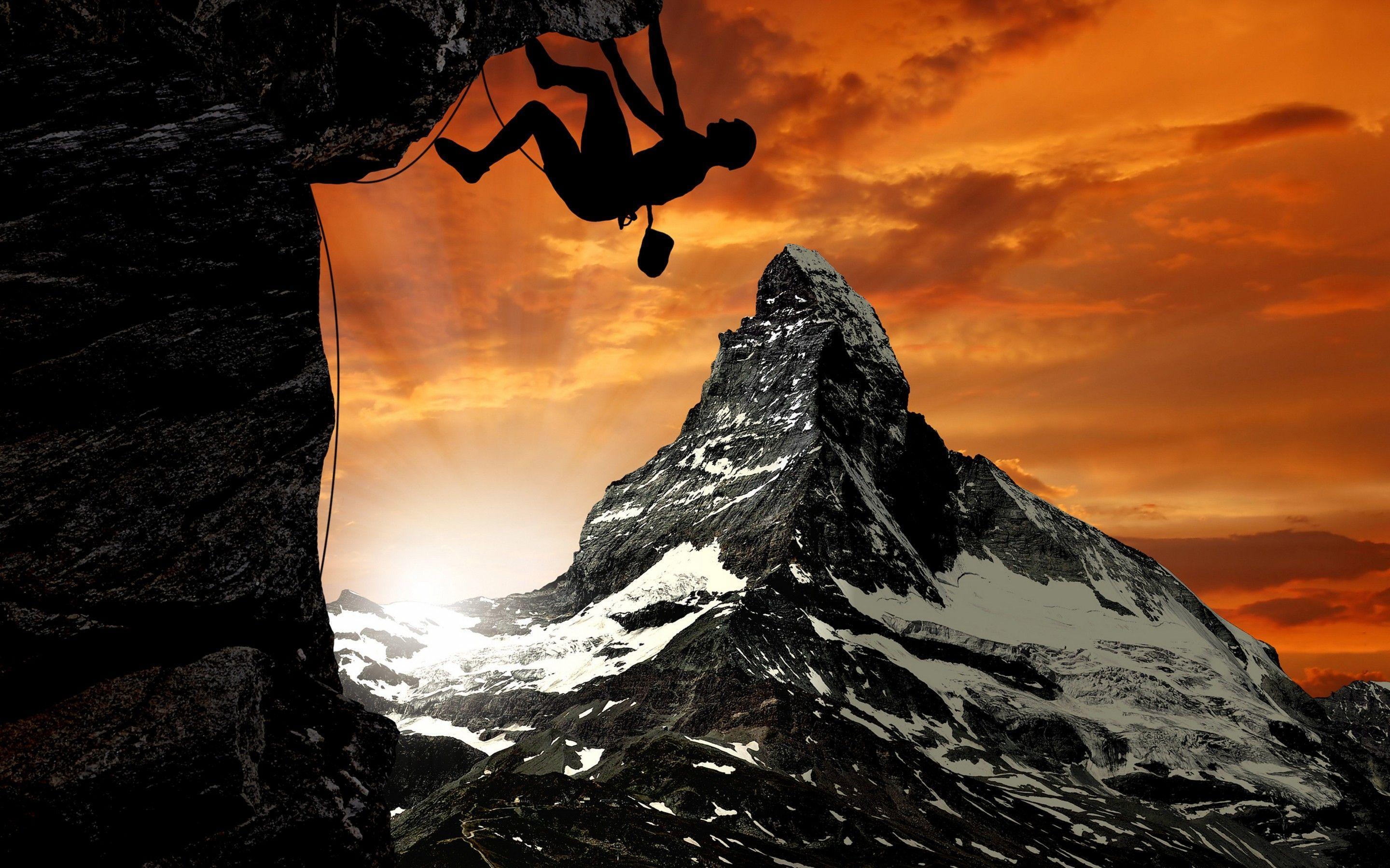 2880x1800 Climbing Wallpaper