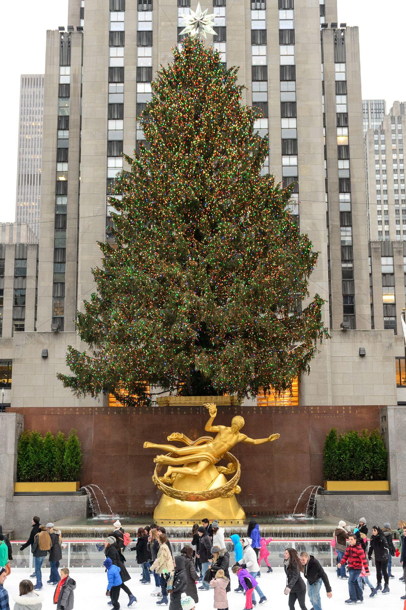 1365x2048 Rockefeller Center Christmas Tree In NYC 2019 Guide