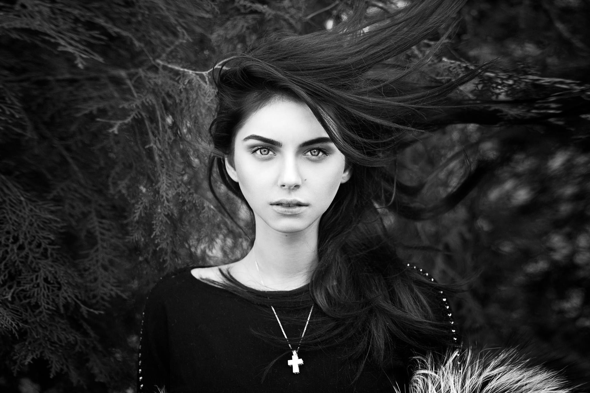 2048x1363 women, Hair, Brunette, Monochrome .
