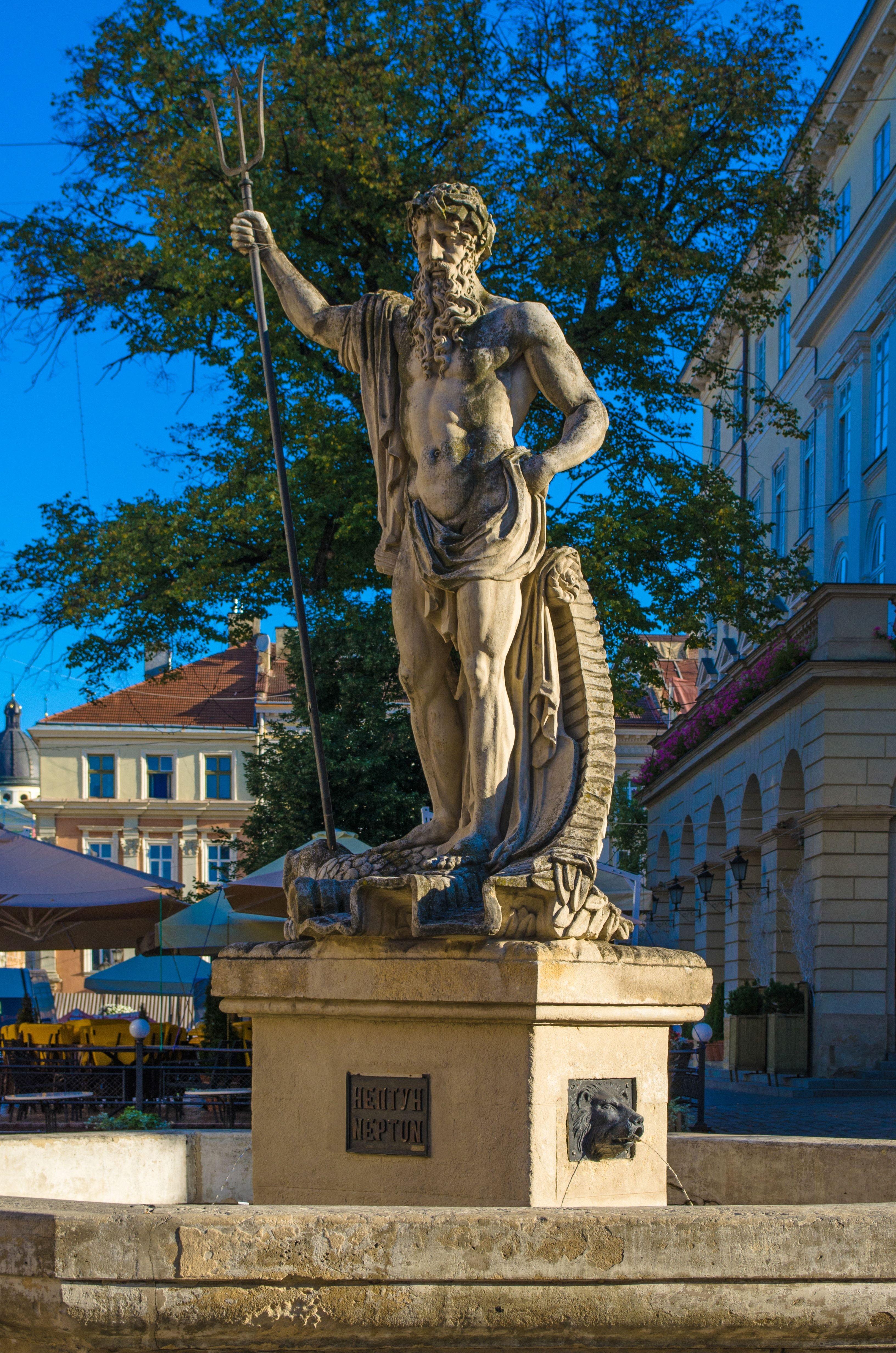 3264x4928 poseidon concrete statue free image