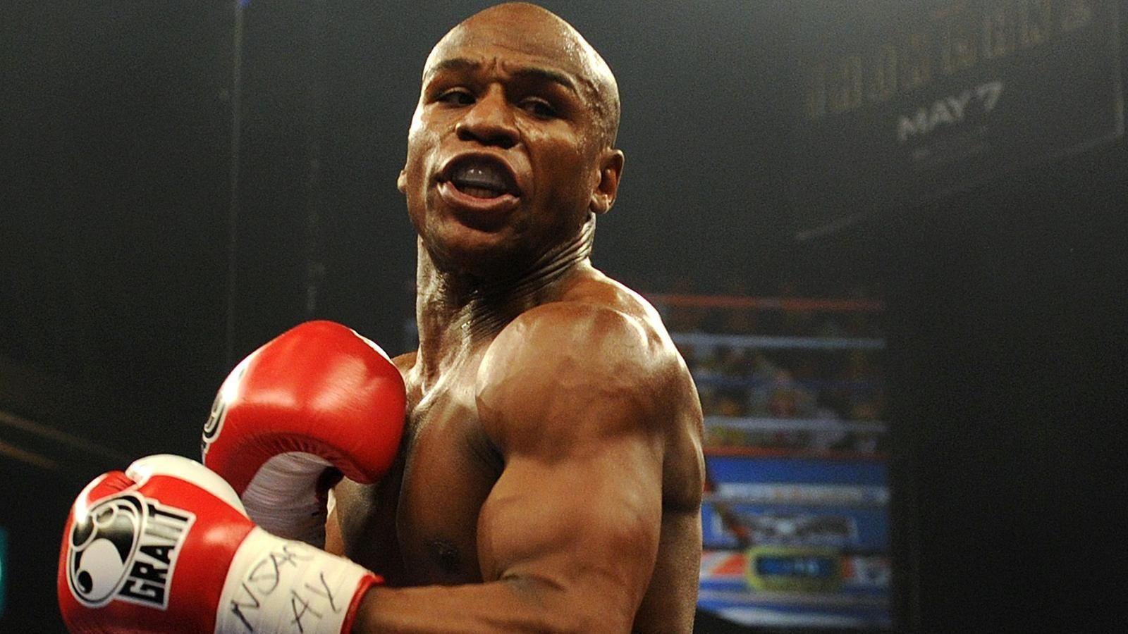 1600x900 Mayweather burns money