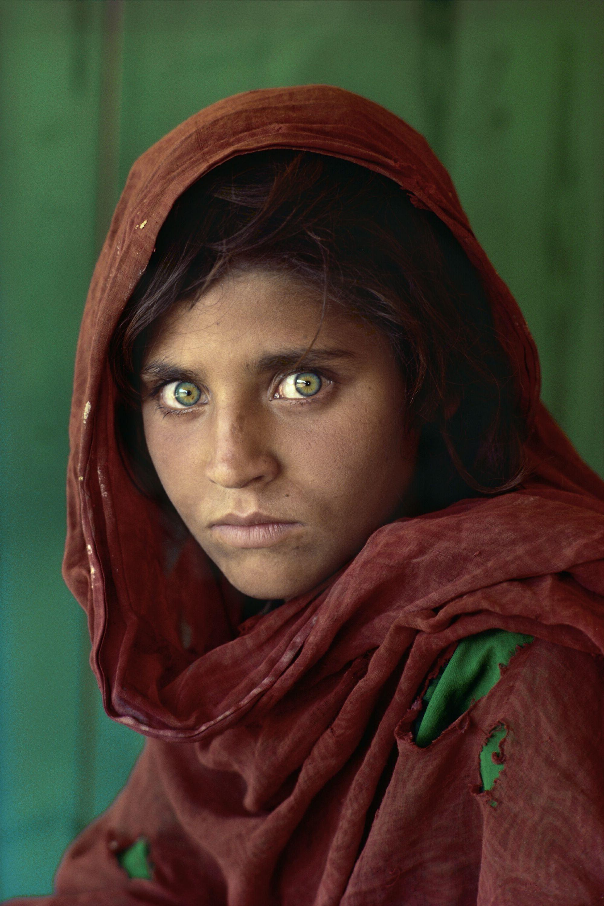 2000x3000 Afghan Girl, Steve McCurry, Photography, Artwork Wallpaper HD / Desktop and Mobile Background