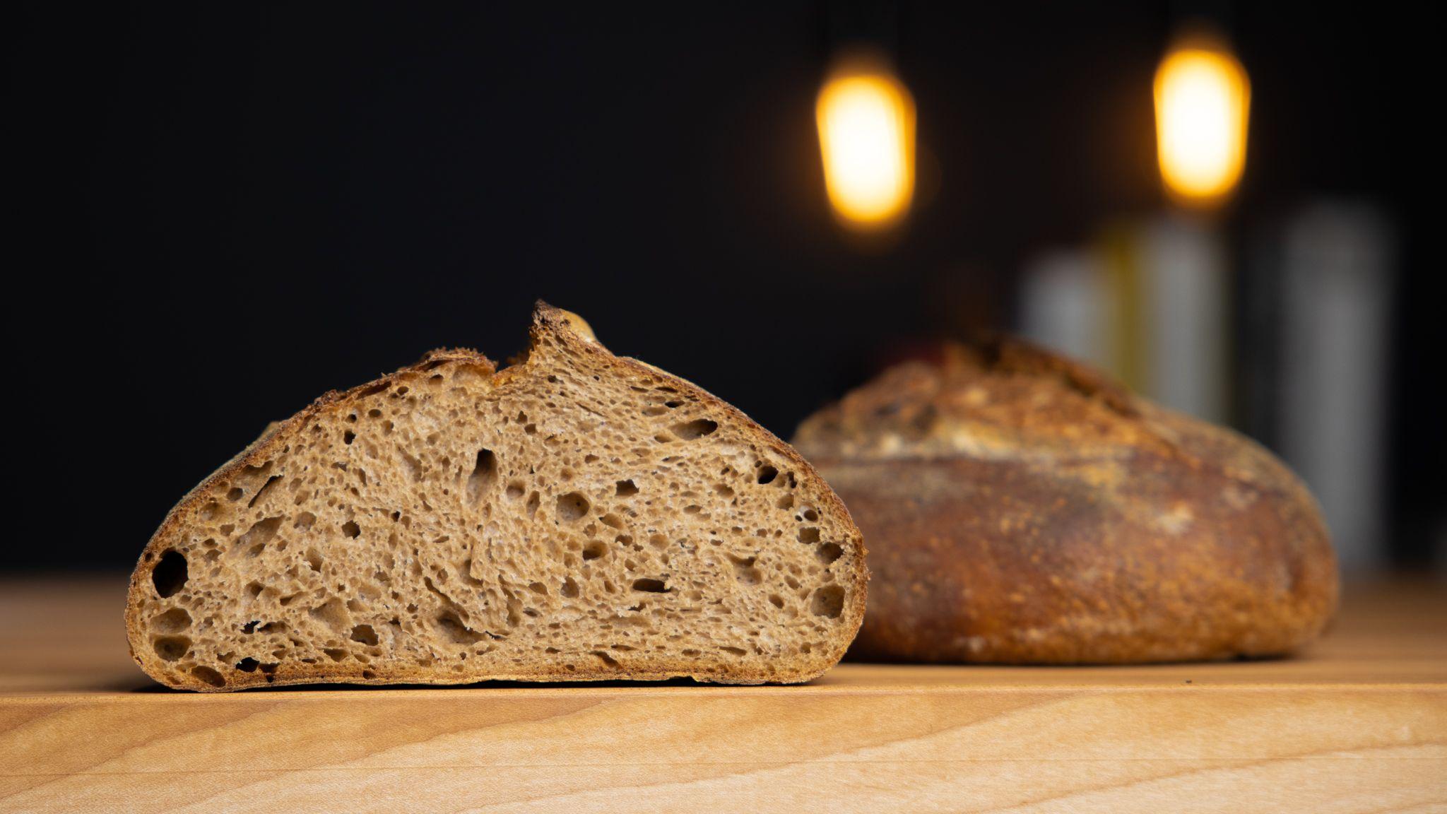 2048x1152 100% Whole Wheat Sourdough Bread REGULAR CHEF