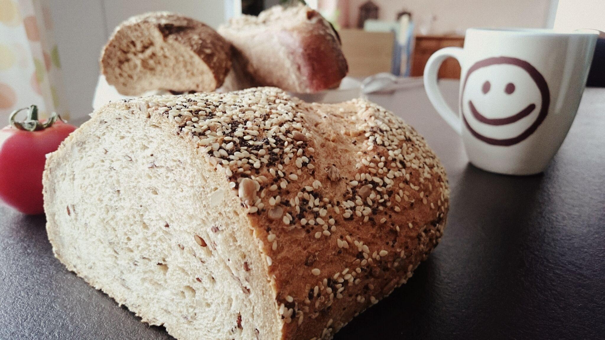 2048x1152 Baker's Dozen: A #bread Photo Gallery + Discover with PicsArt