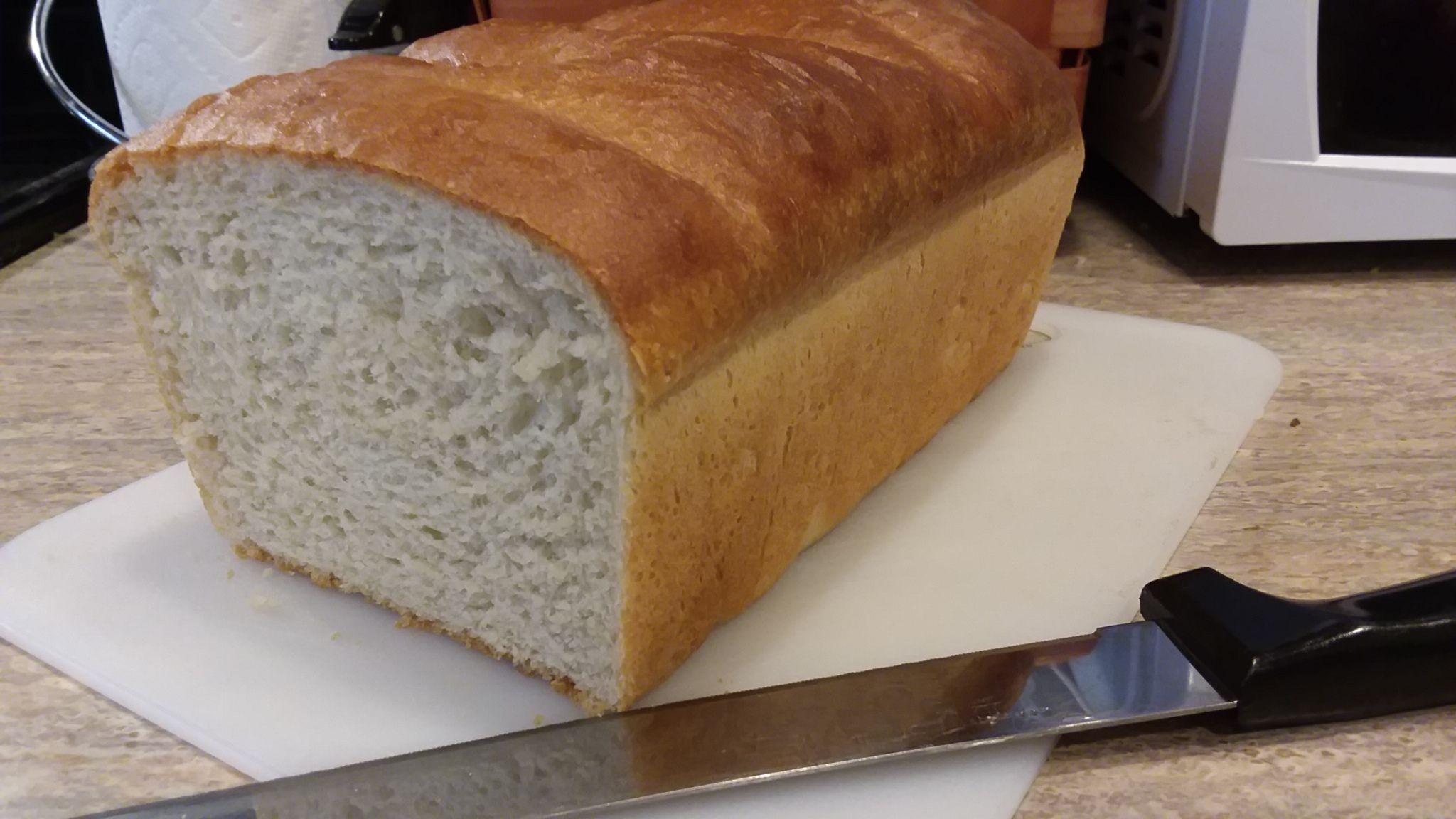 2048x1152 Easy Basic White Bread