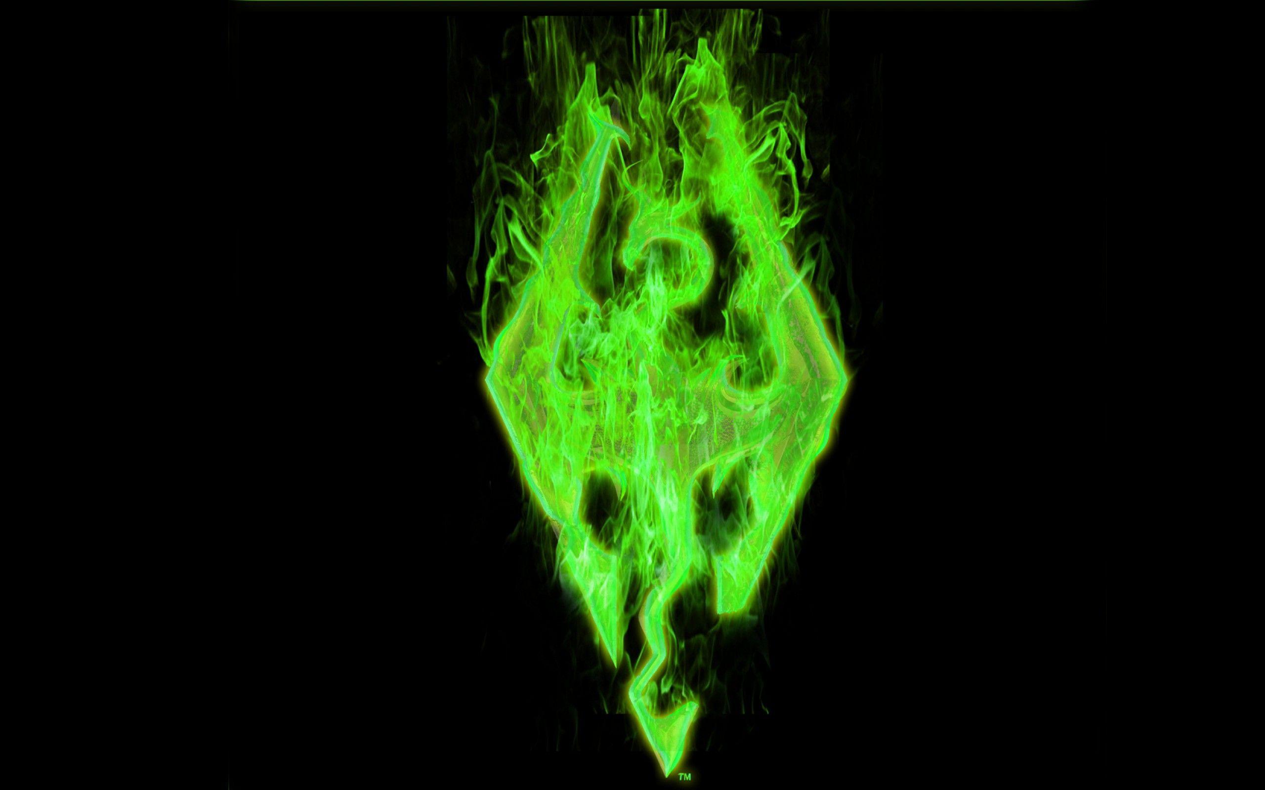 2560x1600 Green Flames Wallpaper