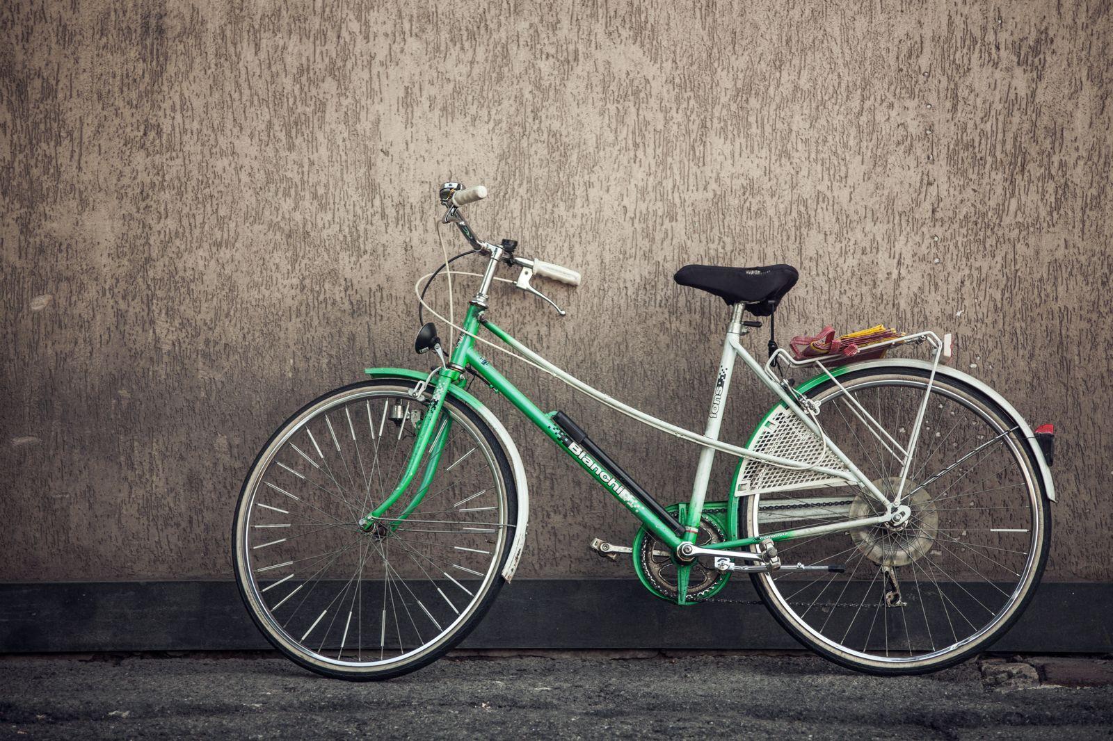 1600x1066 Green Sport Wall Bike Wallpaper.com. Best High Quality Wallpaper