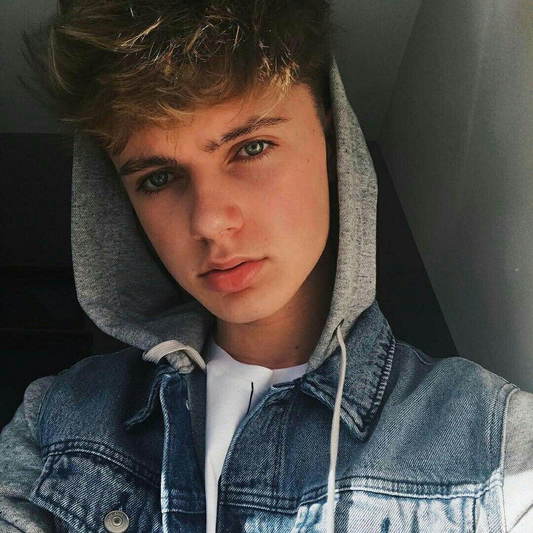 1080x1080 HRVY Harvey Leigh Cantwell Wallpaper