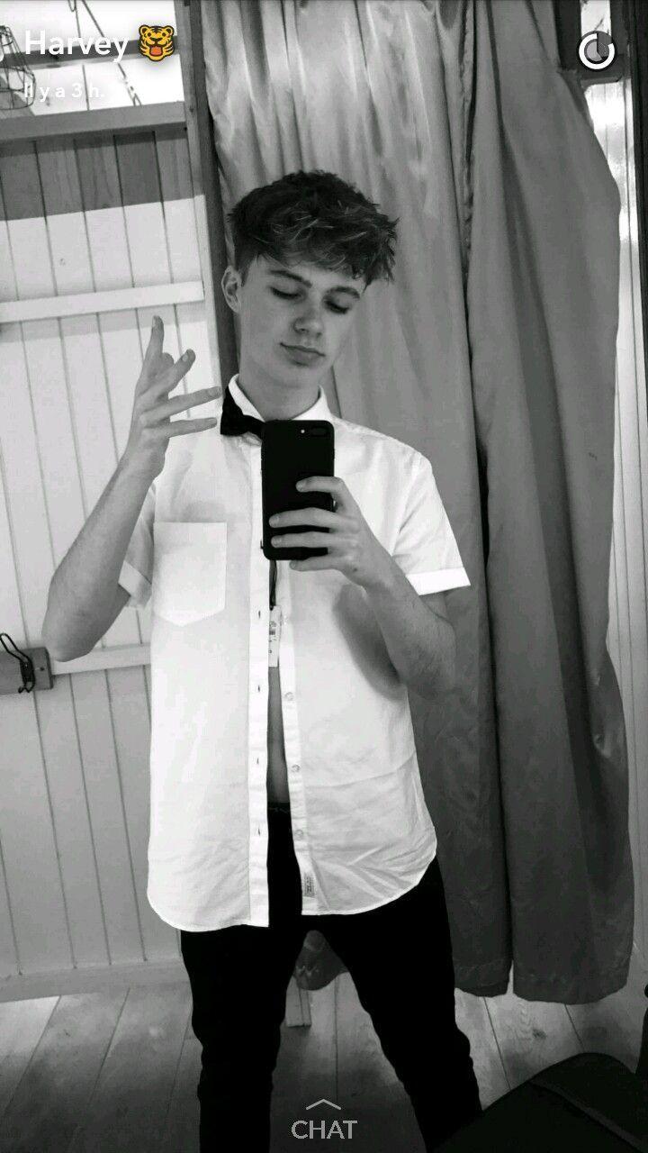 720x1280 Hrvy Wallpaper iPhone + Hrvy Wallpaper, hrvy wallpaper iphone #hrvy # wallpaper & hrvy wallpape. Cute boys, iPhone wallpaper, Wallpaper iphone cute